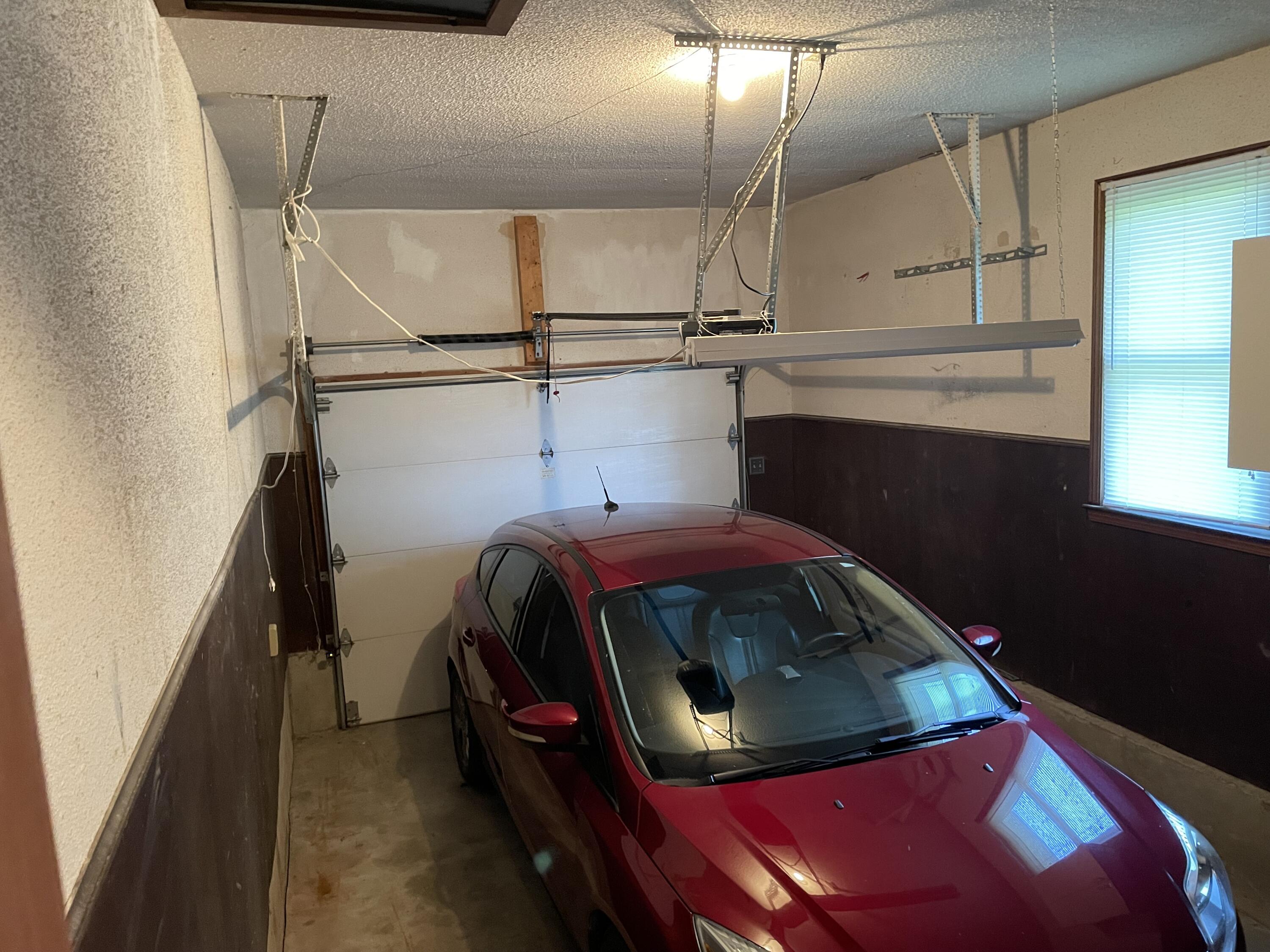 190 Lincoln Ave Property Photo 23