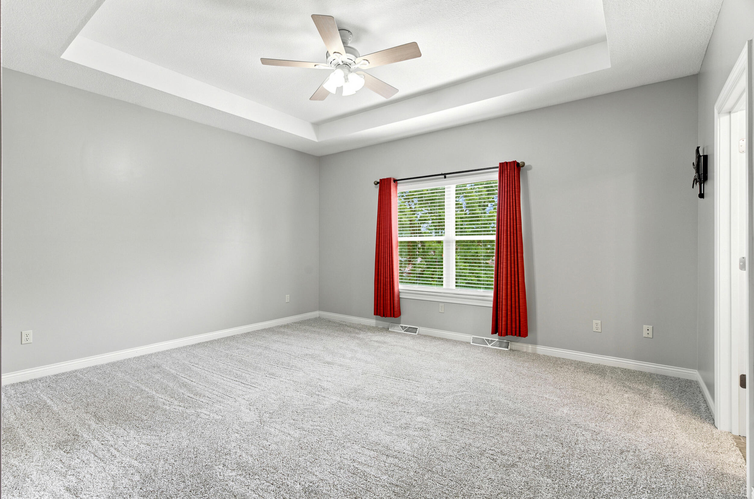 16934 Farris Cir Property Photo 20