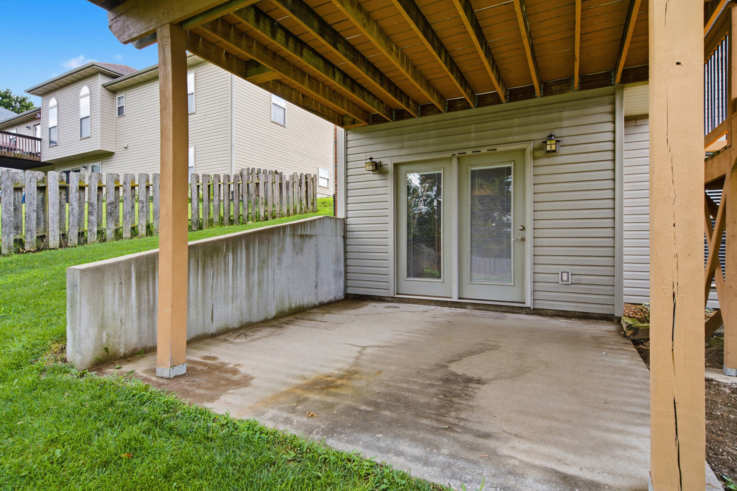 16934 Farris Cir Property Photo 41
