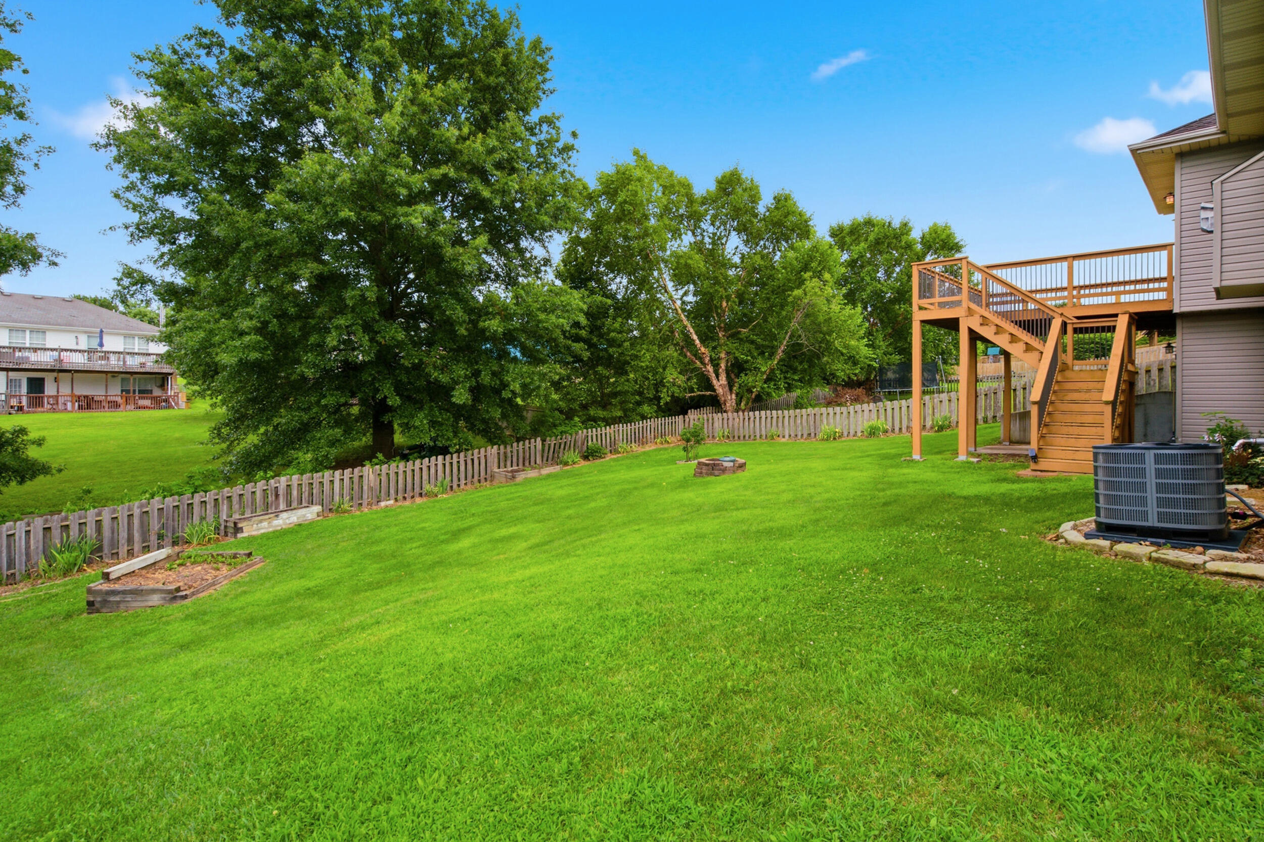 16934 Farris Cir Property Photo 42