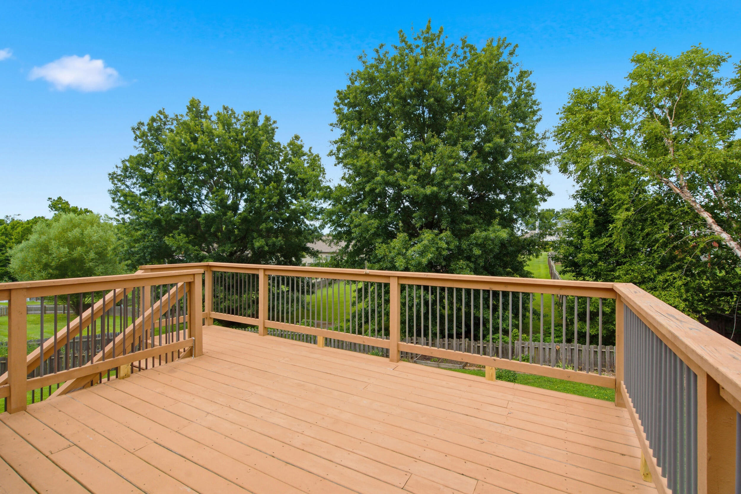 16934 Farris Cir Property Photo 44