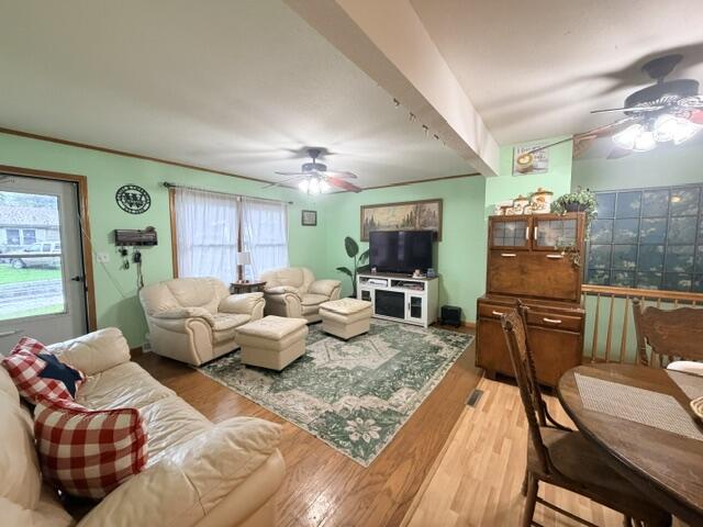 1702 Colby Ave Property Photo 6