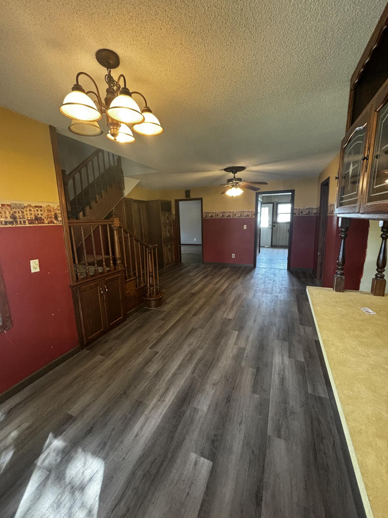 106 Chestnut St Property Photo 6