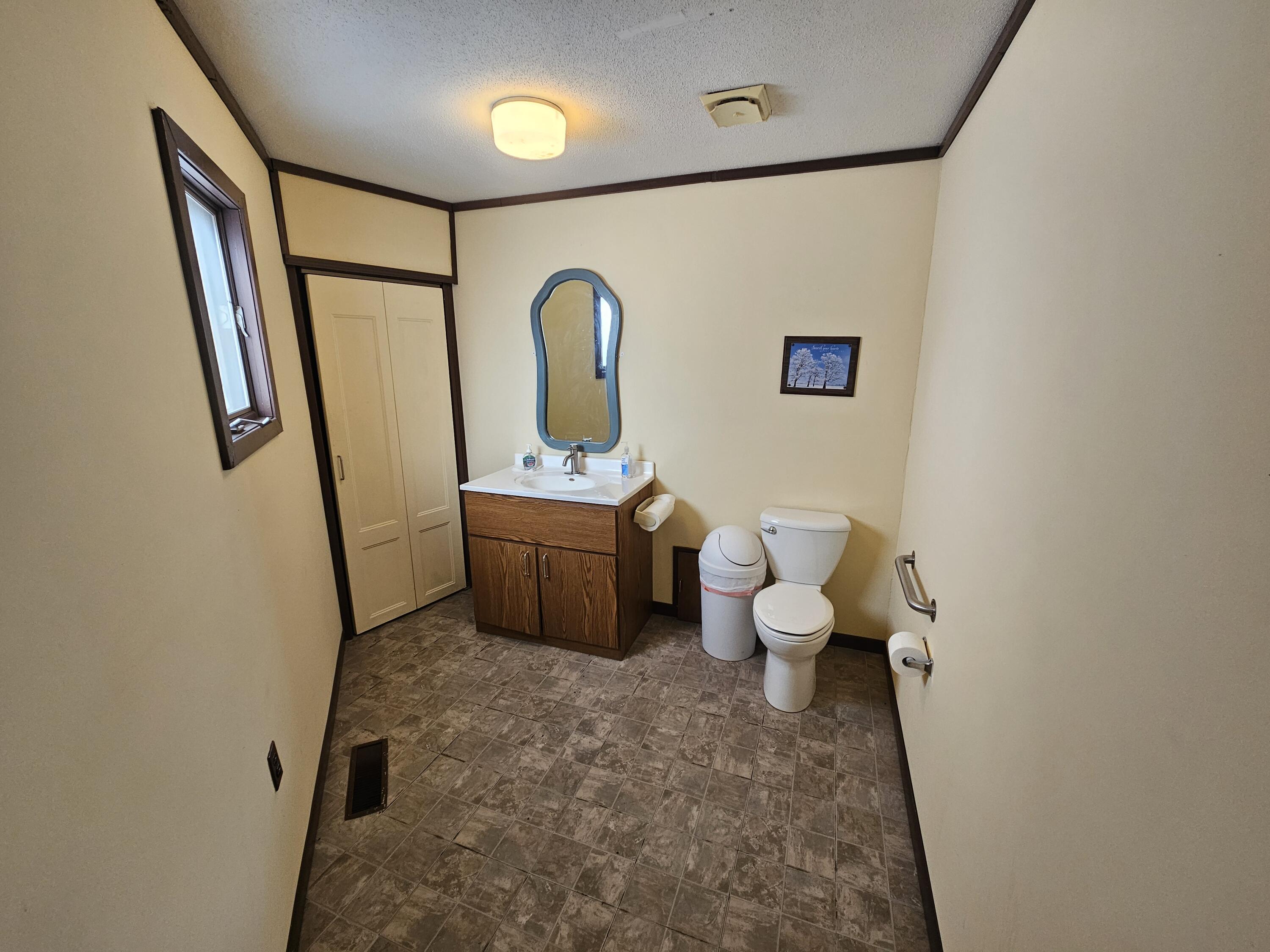 1610 Ashley Rd Property Photo 38