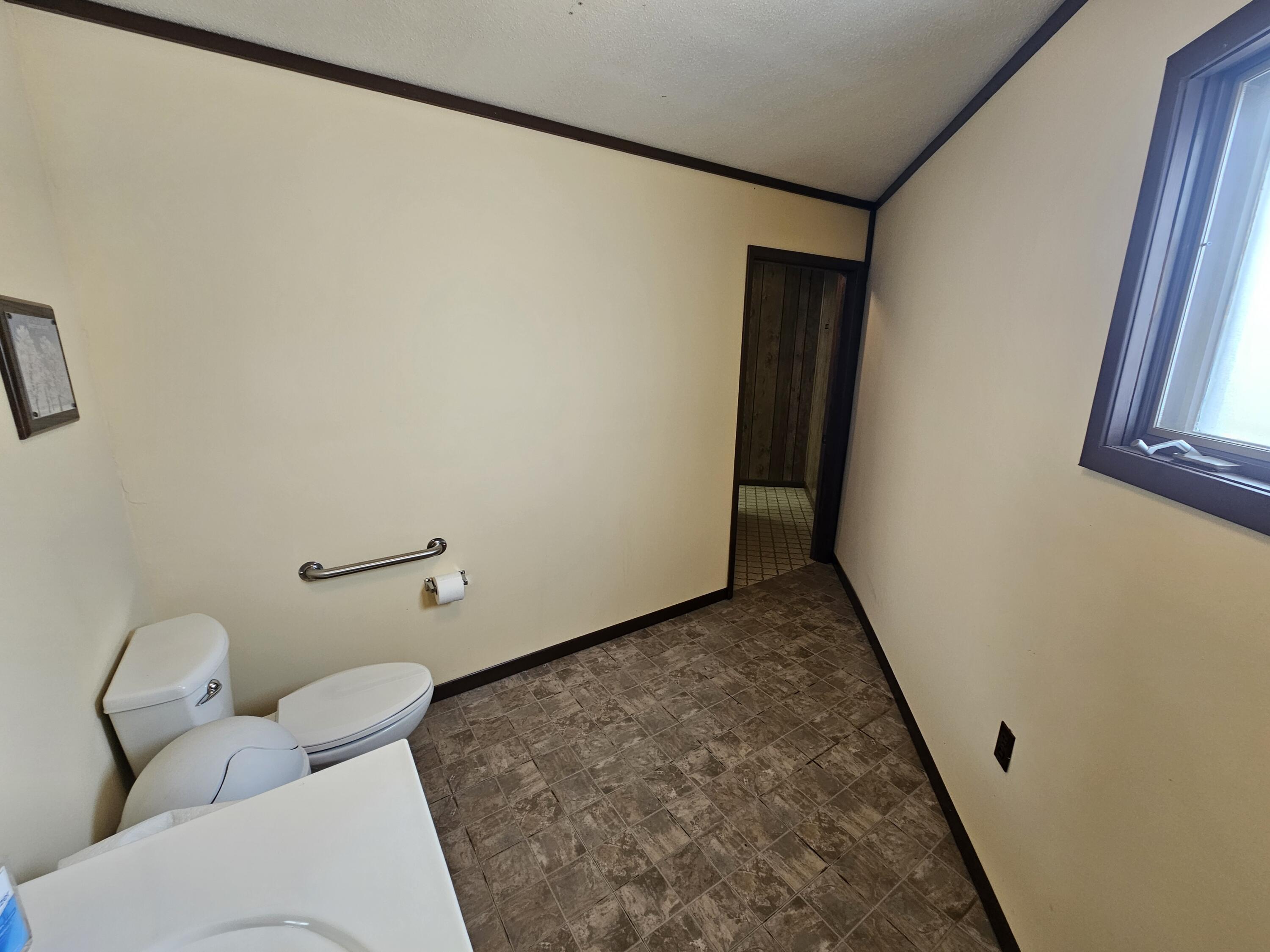 1610 Ashley Rd Property Photo 39