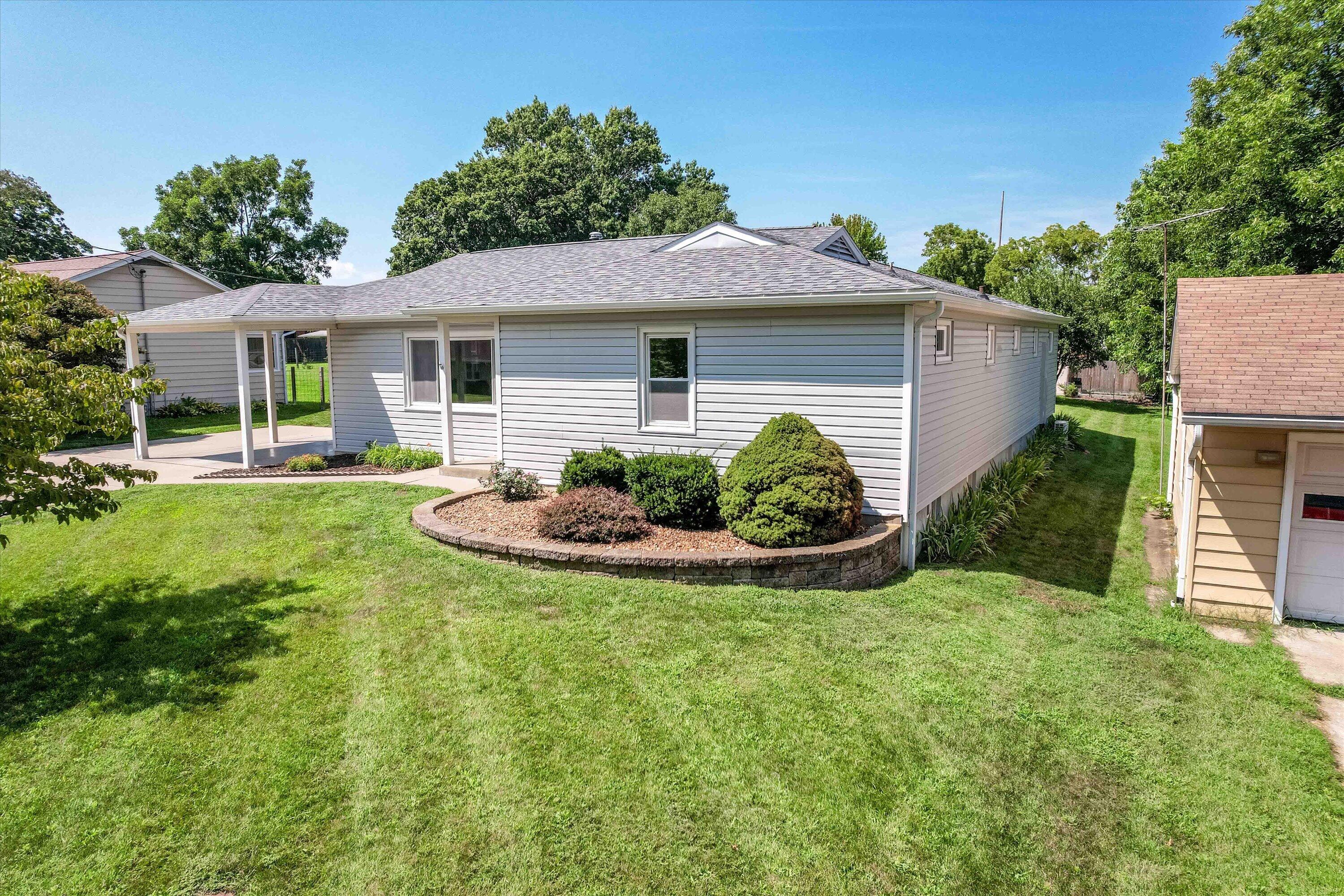 18 Crestview Dr Property Photo 3