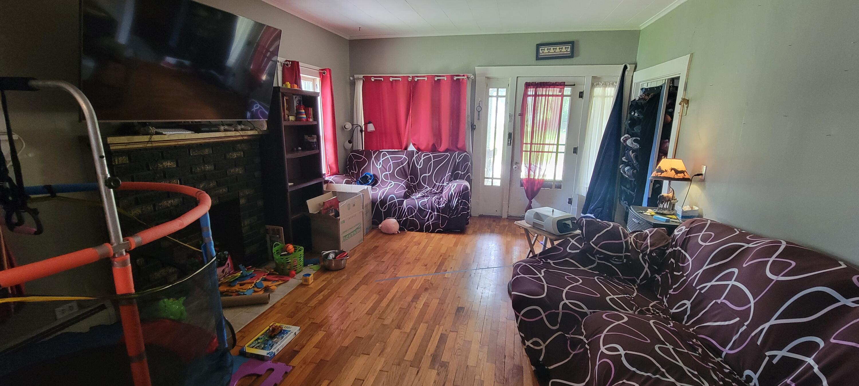 103 Harvey St Property Photo 3