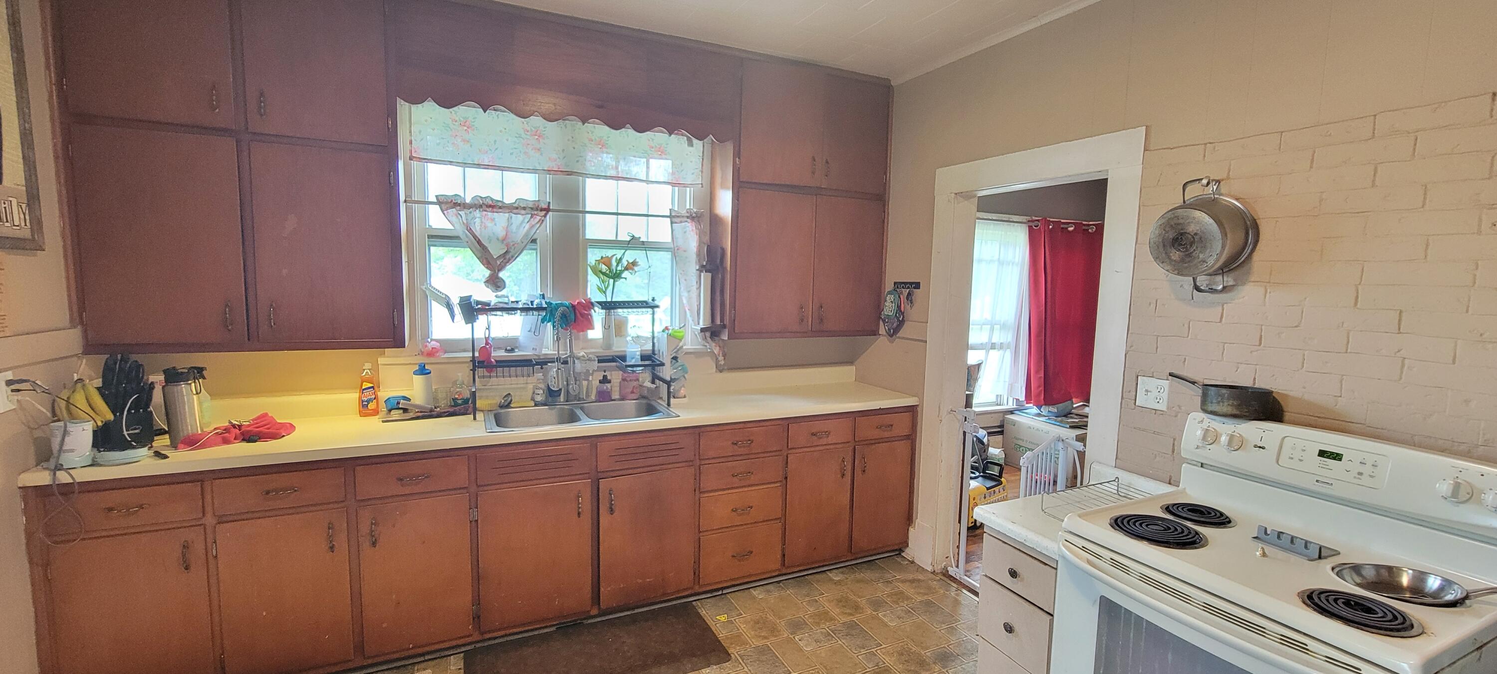 103 Harvey St Property Photo 12