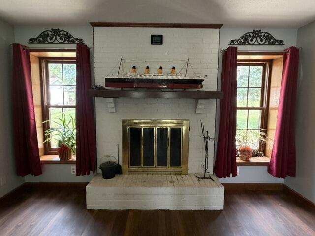 727 Lake Dr Property Photo 5