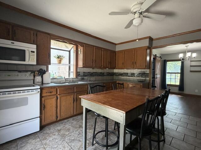 727 Lake Dr Property Photo 13