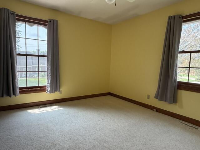 727 Lake Dr Property Photo 27