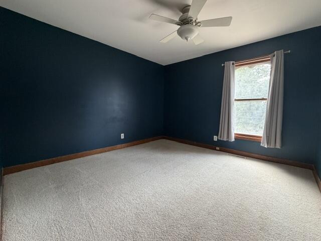 727 Lake Dr Property Photo 30