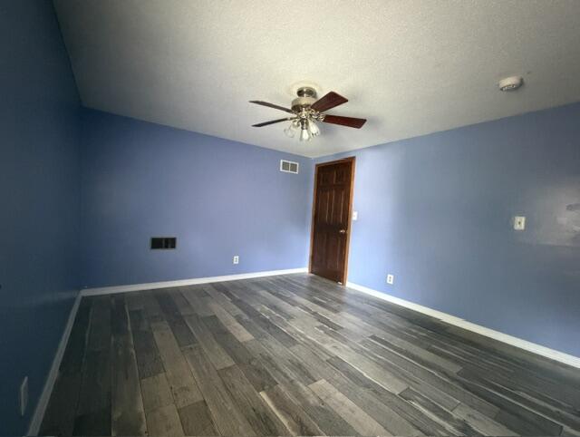 727 Lake Dr Property Photo 33