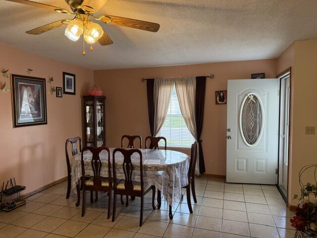 622 Shamrock Dr Property Photo 7