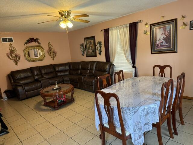 622 Shamrock Dr Property Photo 8