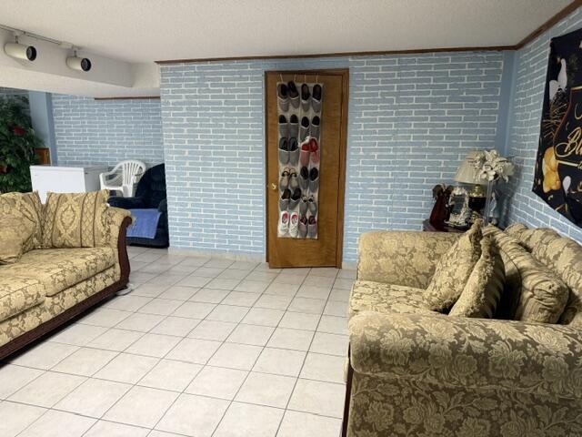 622 Shamrock Dr Property Photo 18