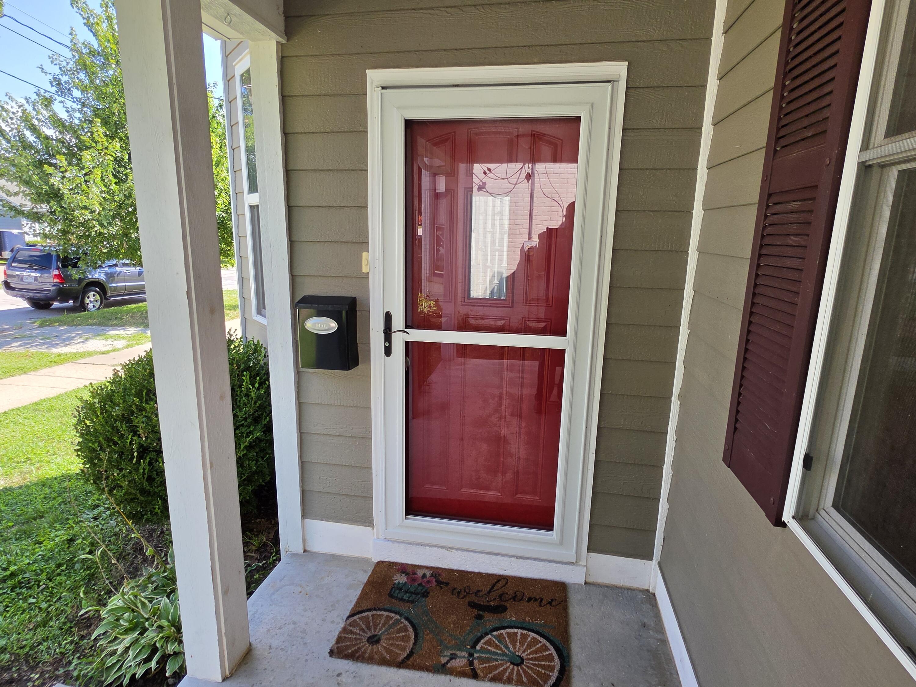 804 Spring St Property Photo 4