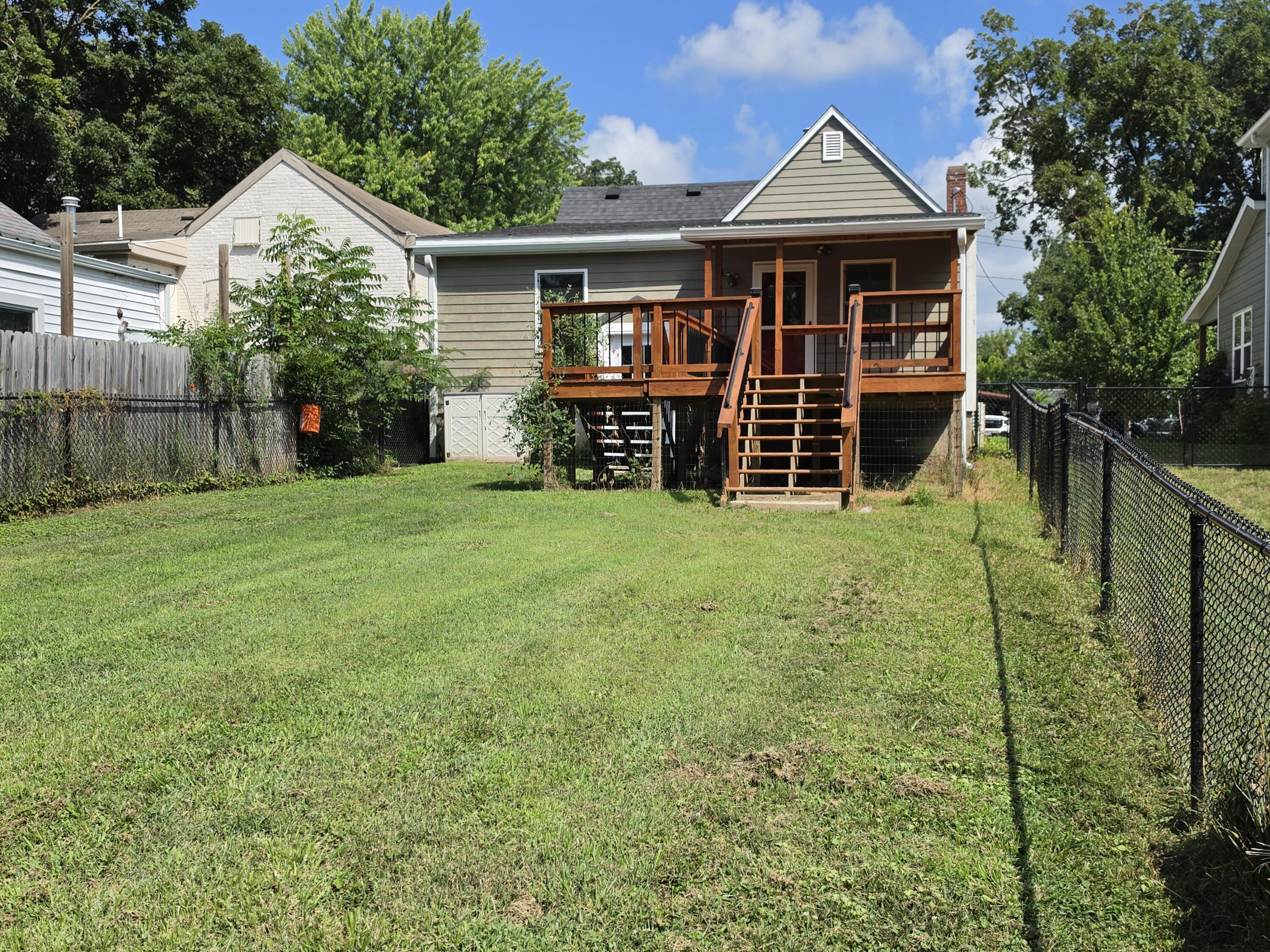804 Spring St Property Photo 7