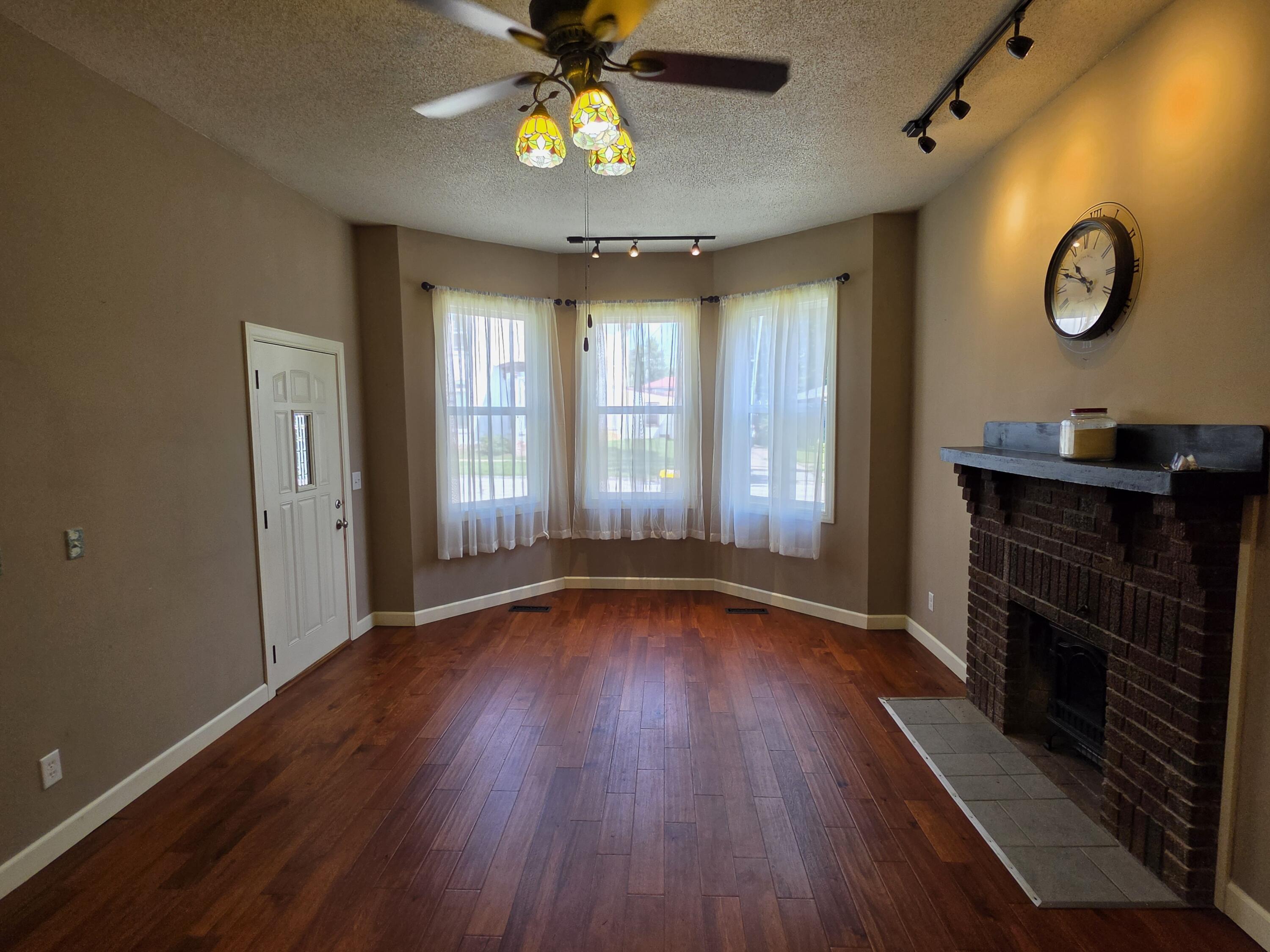804 Spring St Property Photo 13