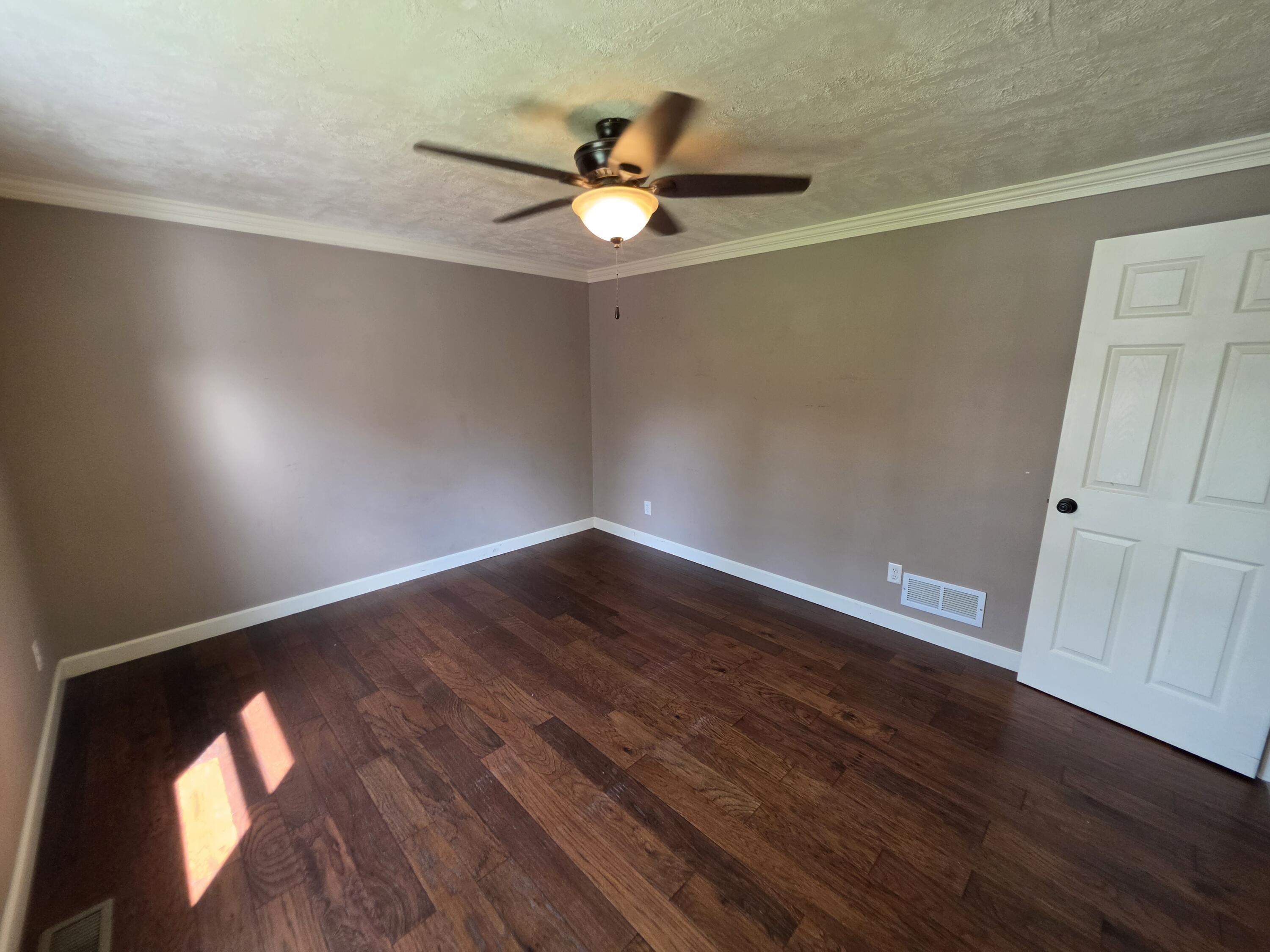 804 Spring St Property Photo 27
