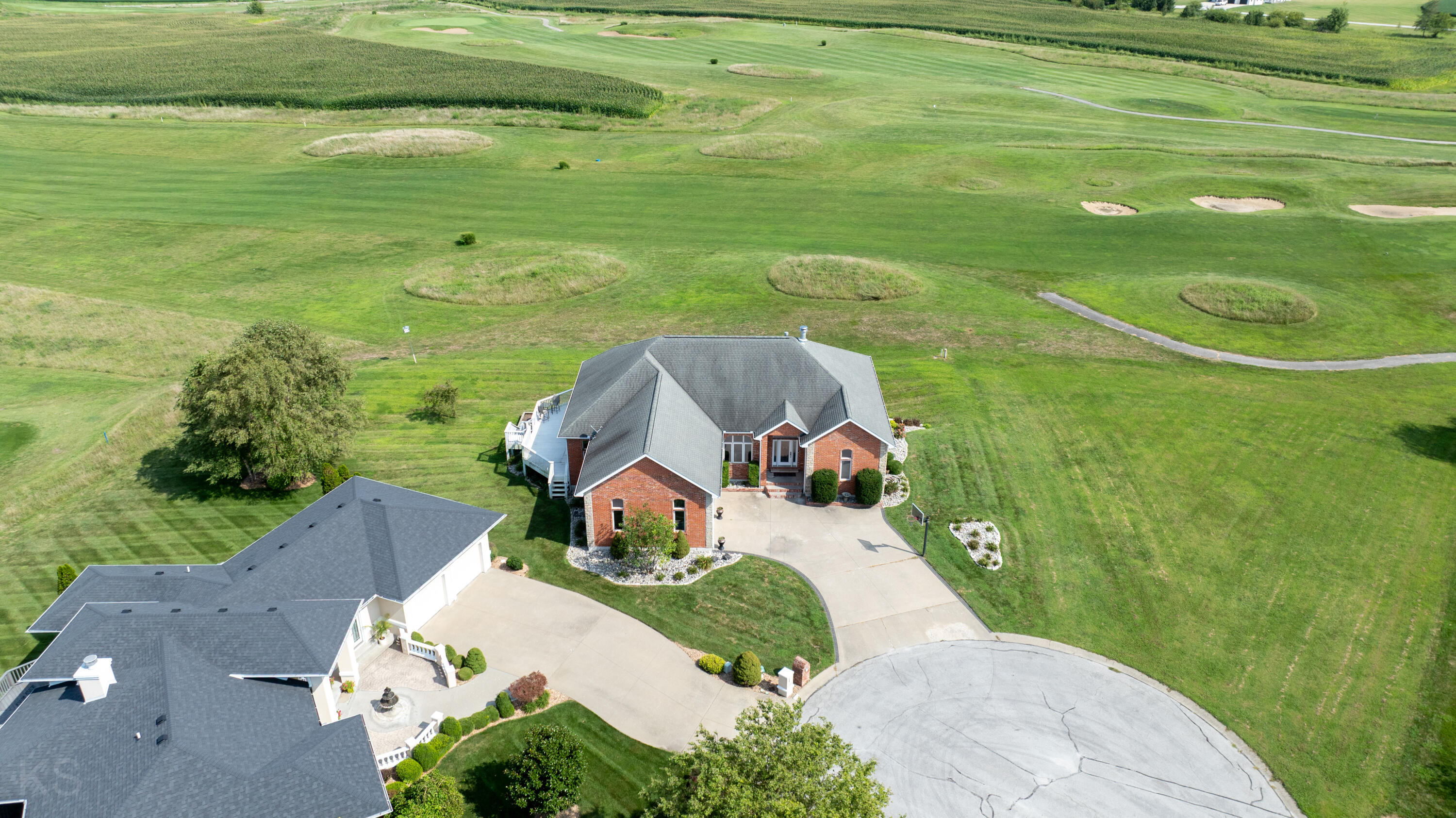 210 Meadow Crest Ct Property Photo 8