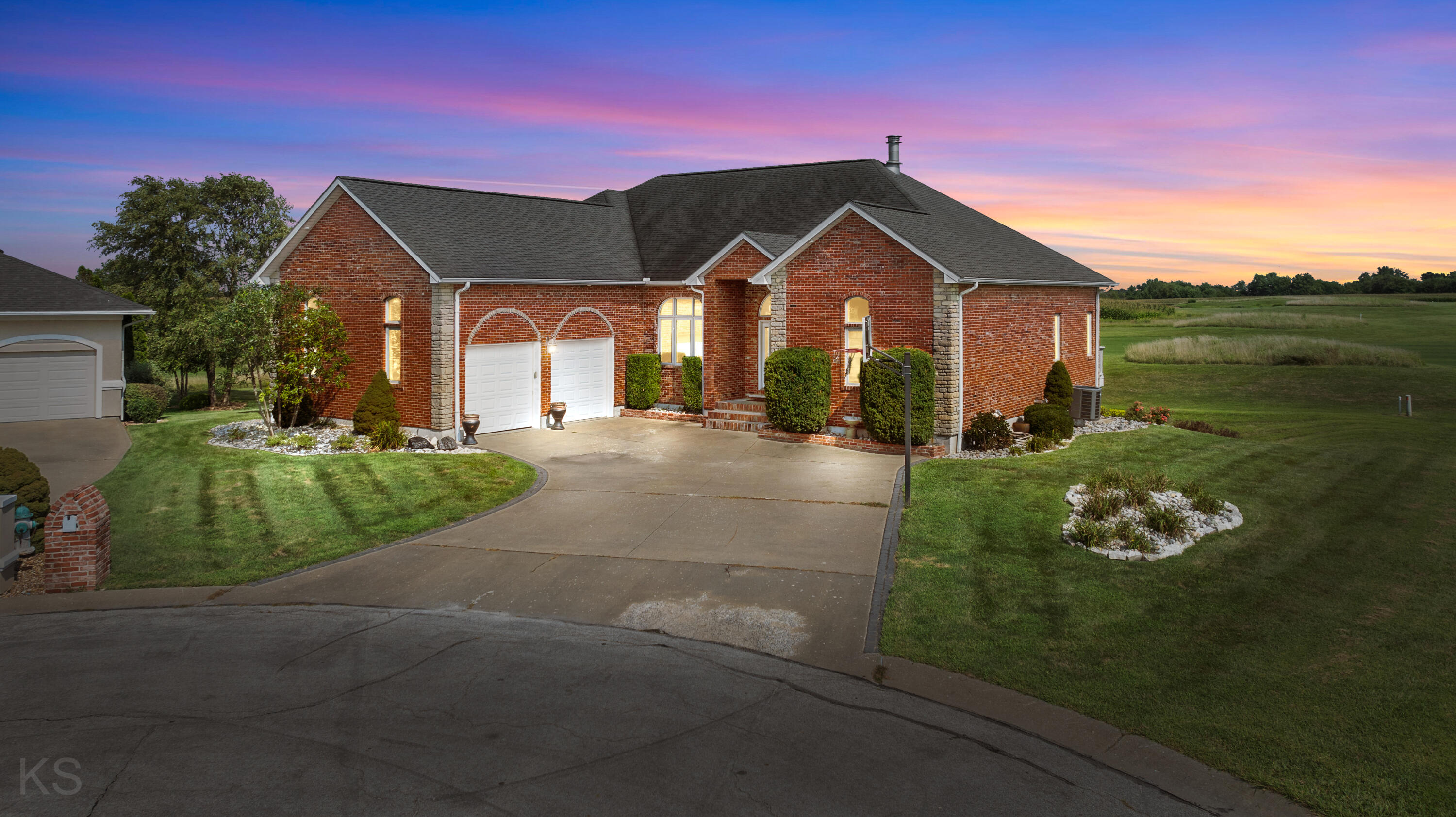 210 Meadow Crest Ct Property Photo 10