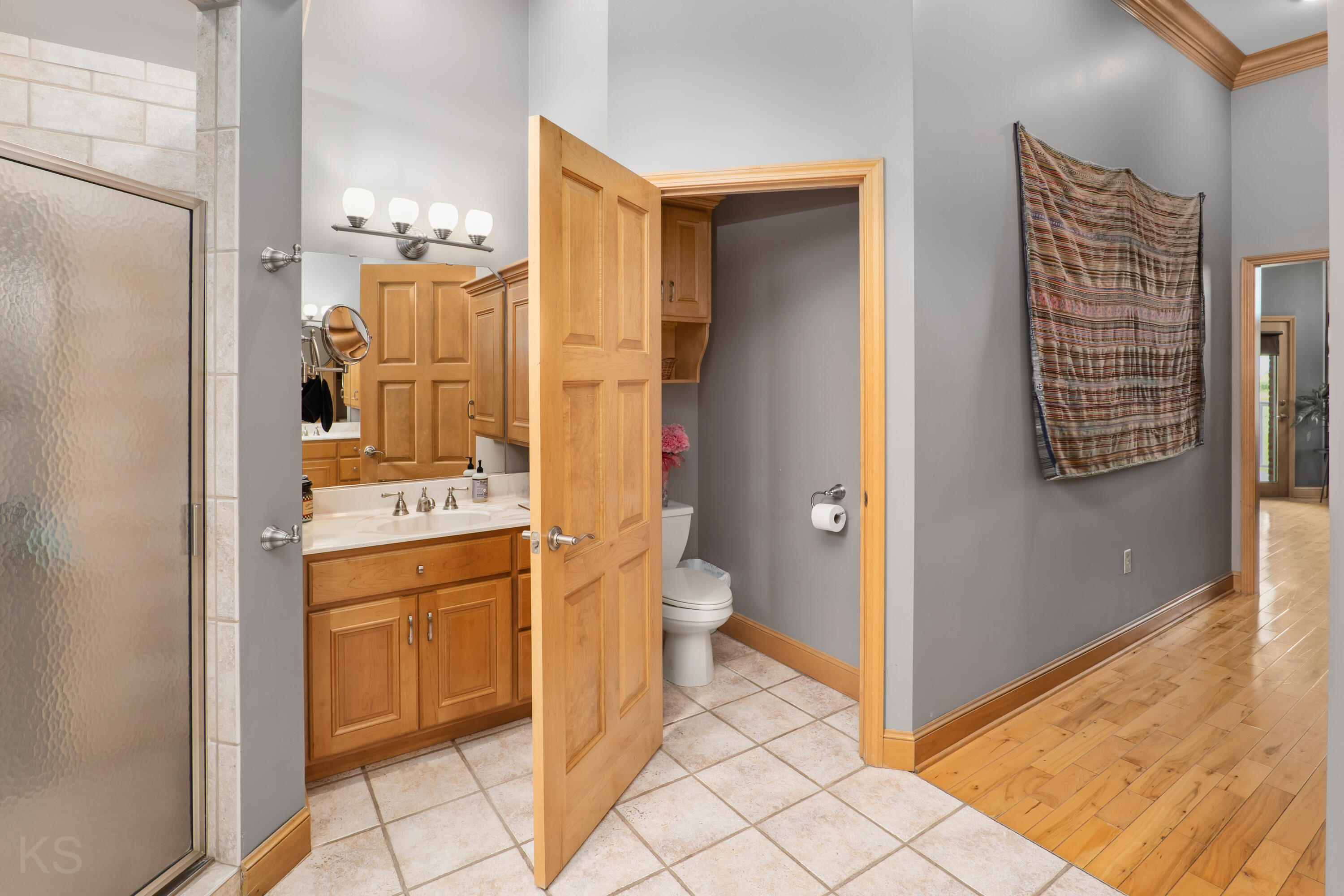 210 Meadow Crest Ct Property Photo 32