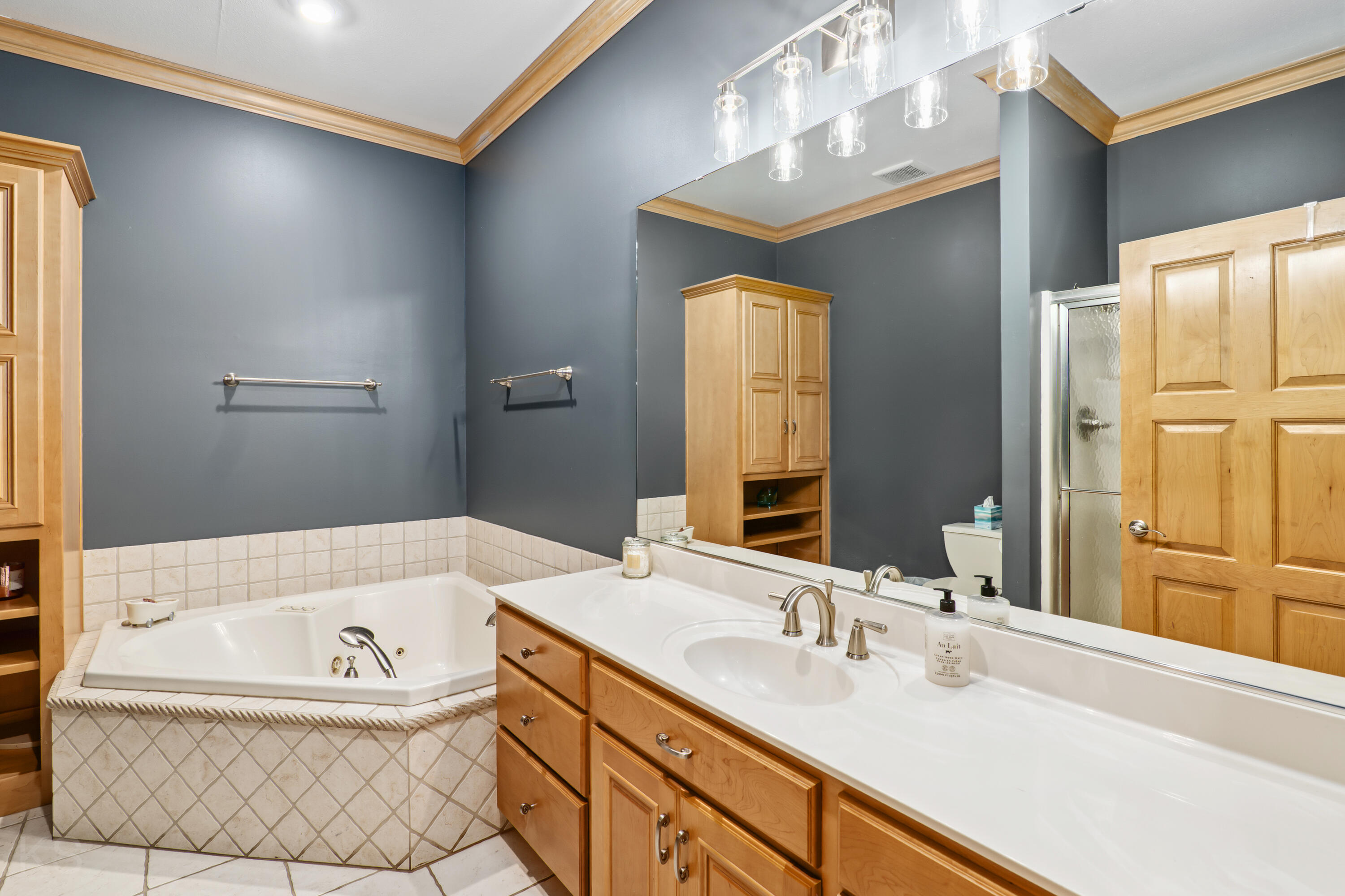 210 Meadow Crest Ct Property Photo 50