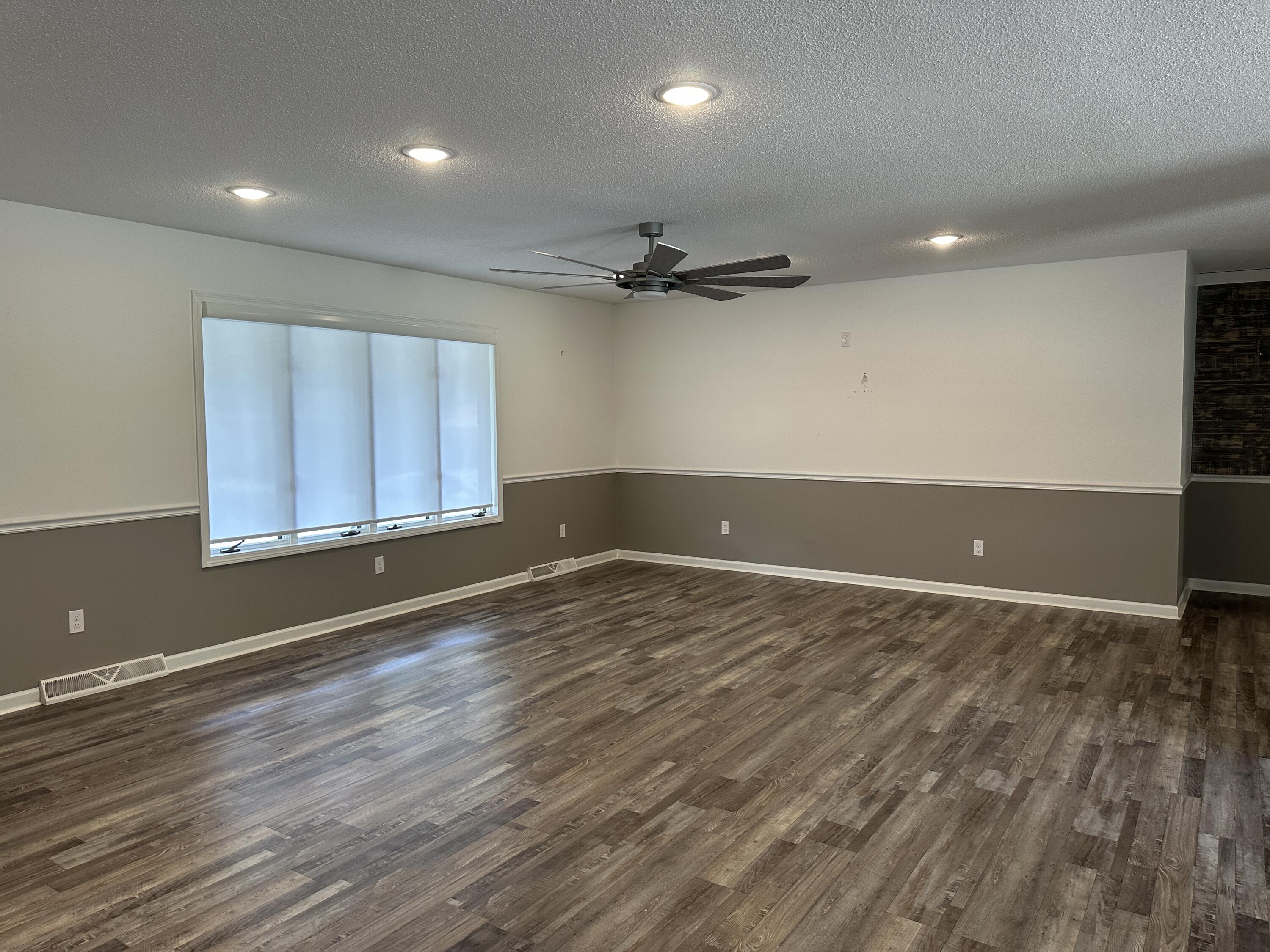 808 Mar Dr Property Photo 14