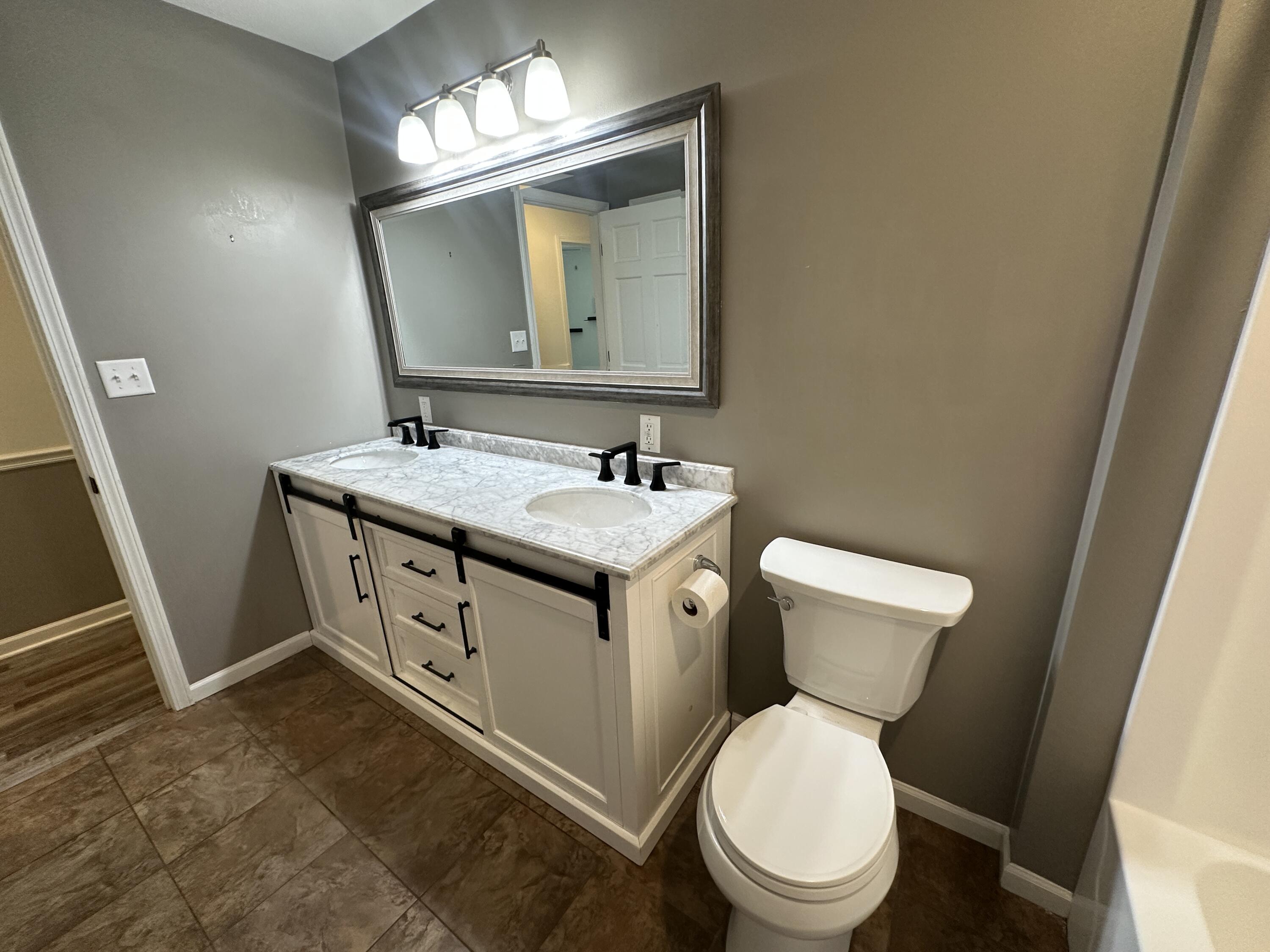 808 Mar Dr Property Photo 30
