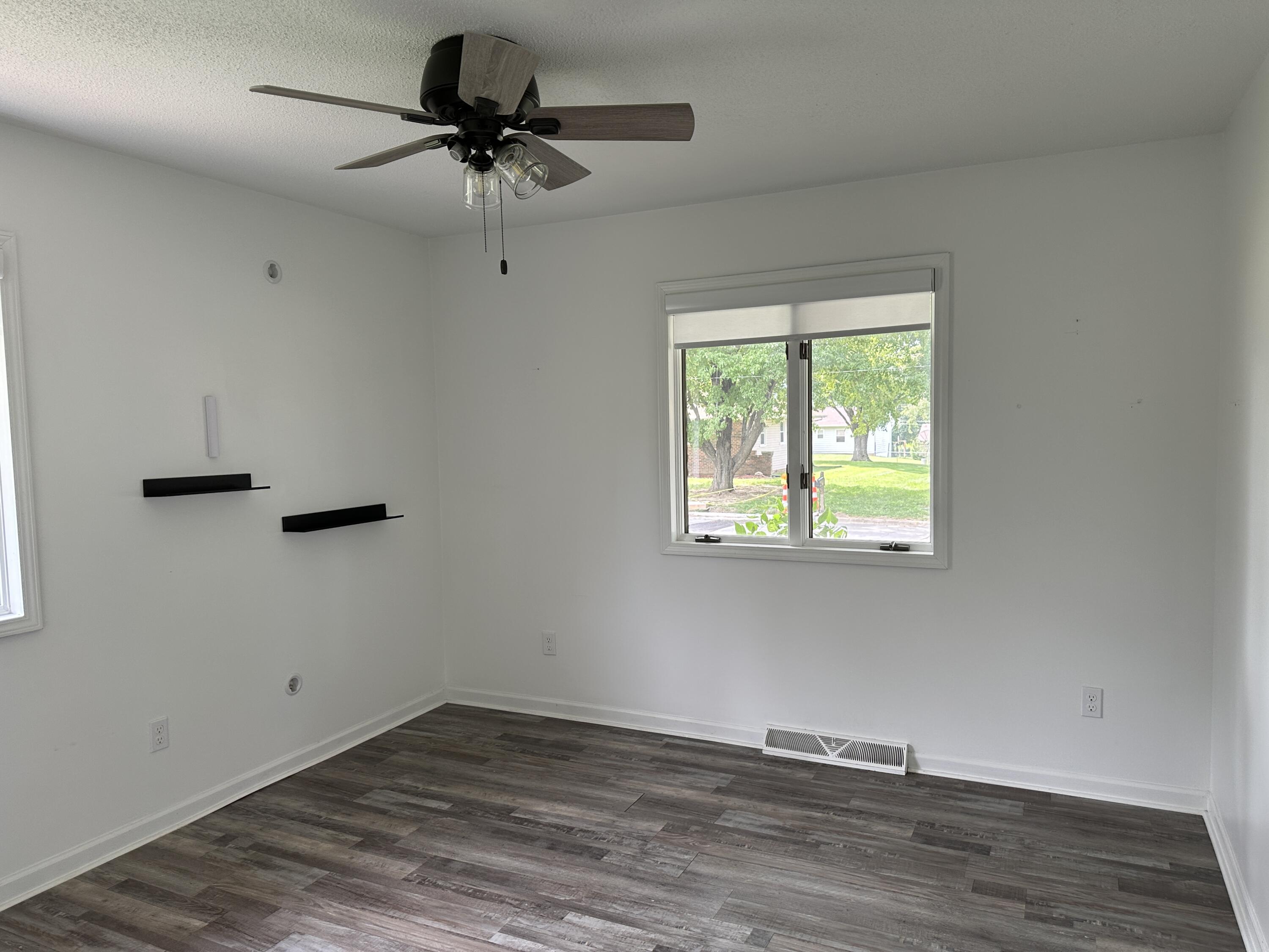 808 Mar Dr Property Photo 37