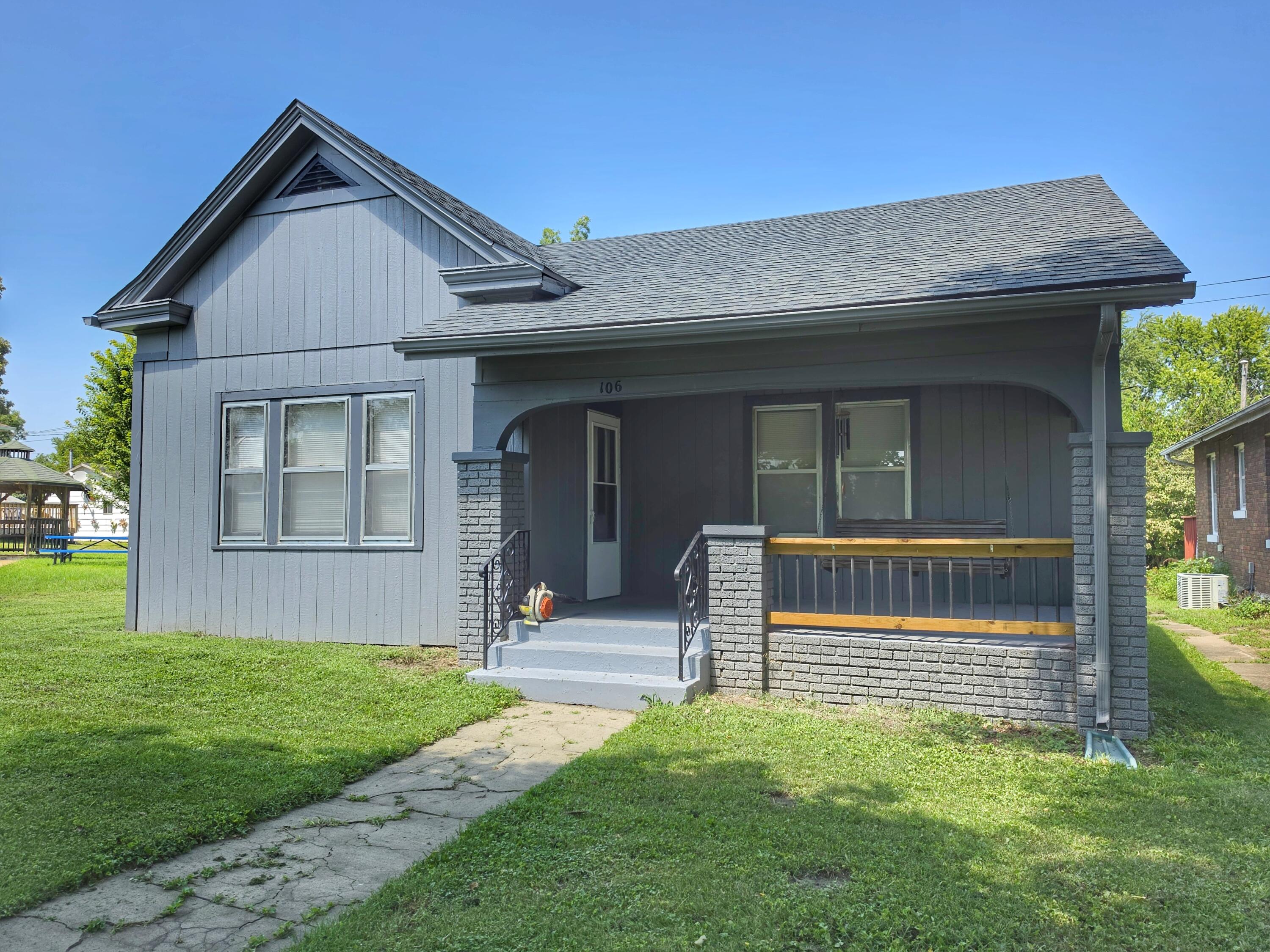 106 Broadway Property Photo 1