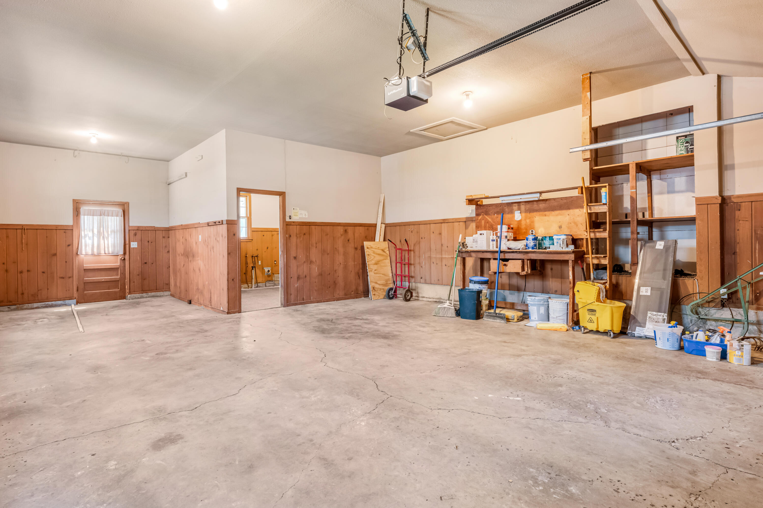 110 Mission St Property Photo 49