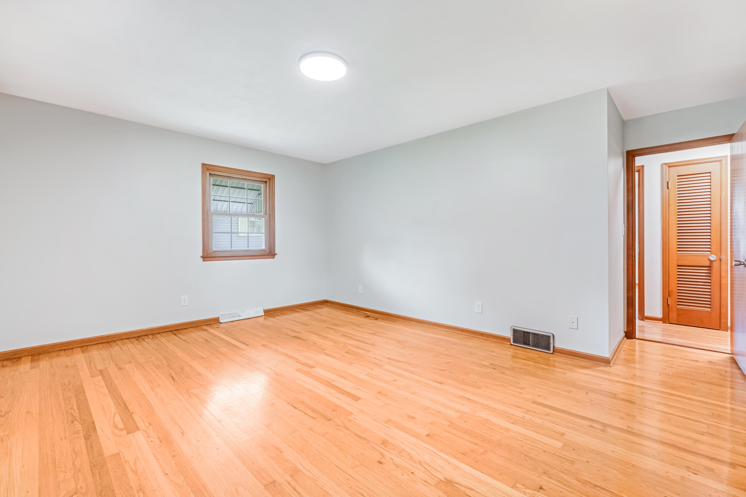 110 Mission St Property Photo 62