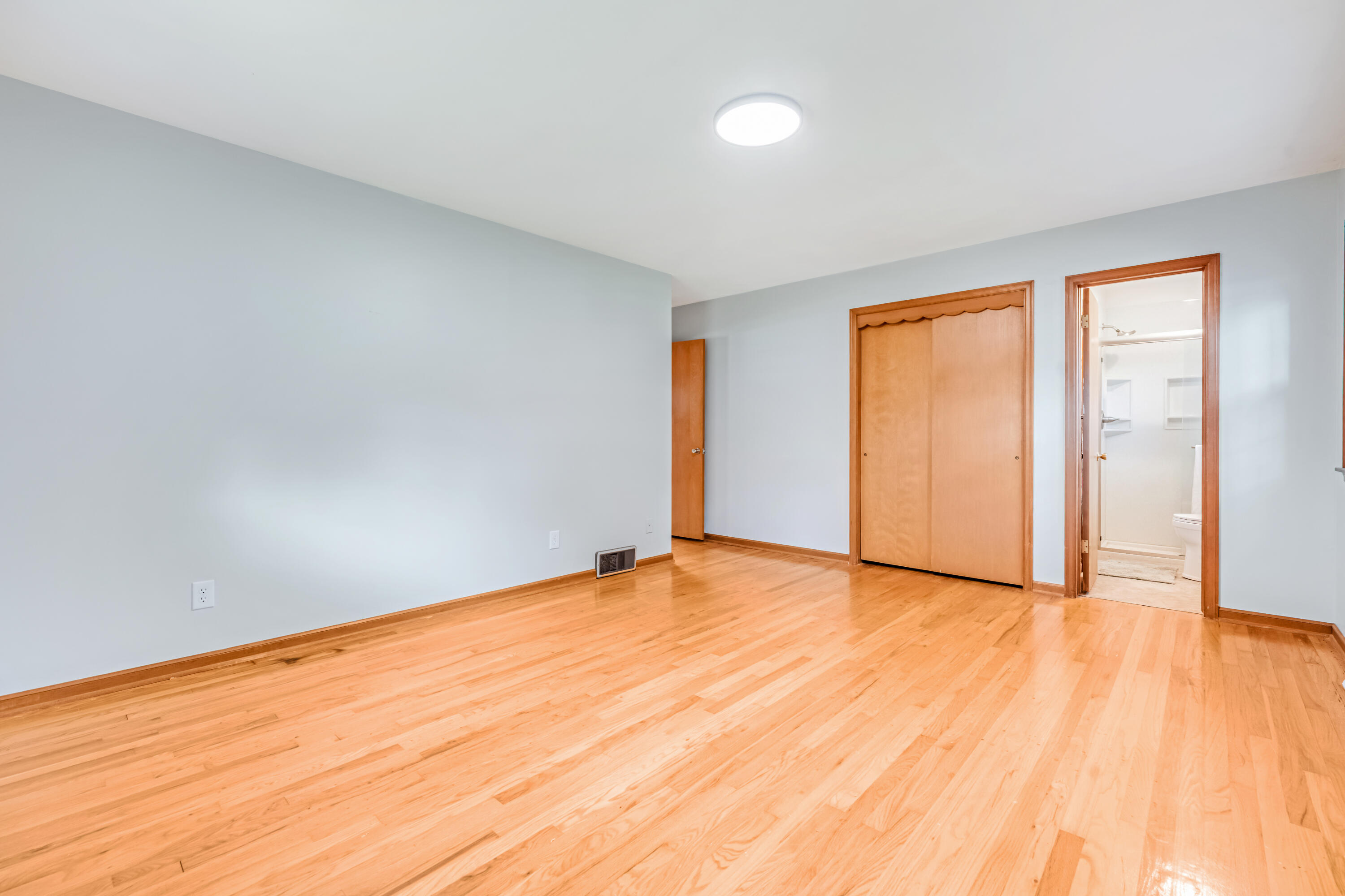 110 Mission St Property Photo 65