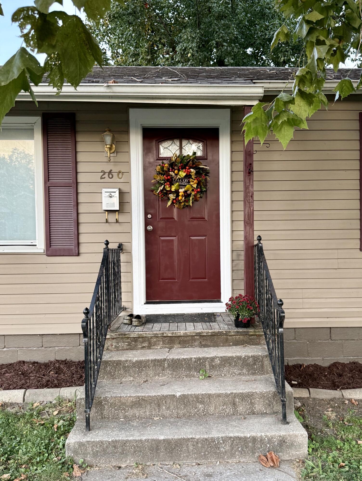 260 English Ave Property Photo 3