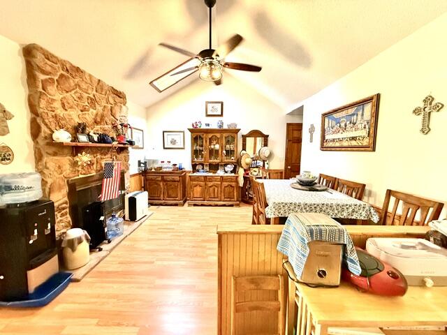 617 Lake Dr Property Photo 22