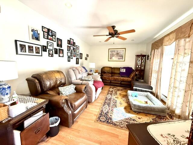 617 Lake Dr Property Photo 23