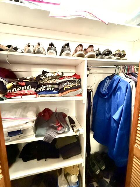 617 Lake Dr Property Photo 29