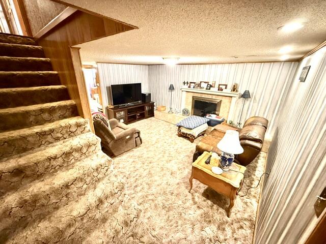 617 Lake Dr Property Photo 41