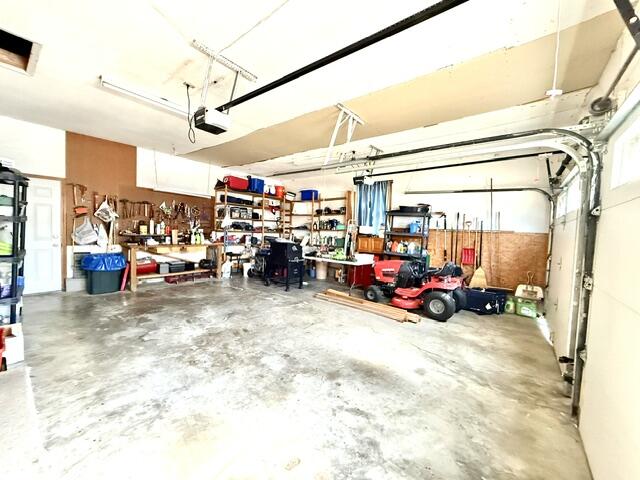 617 Lake Dr Property Photo 44