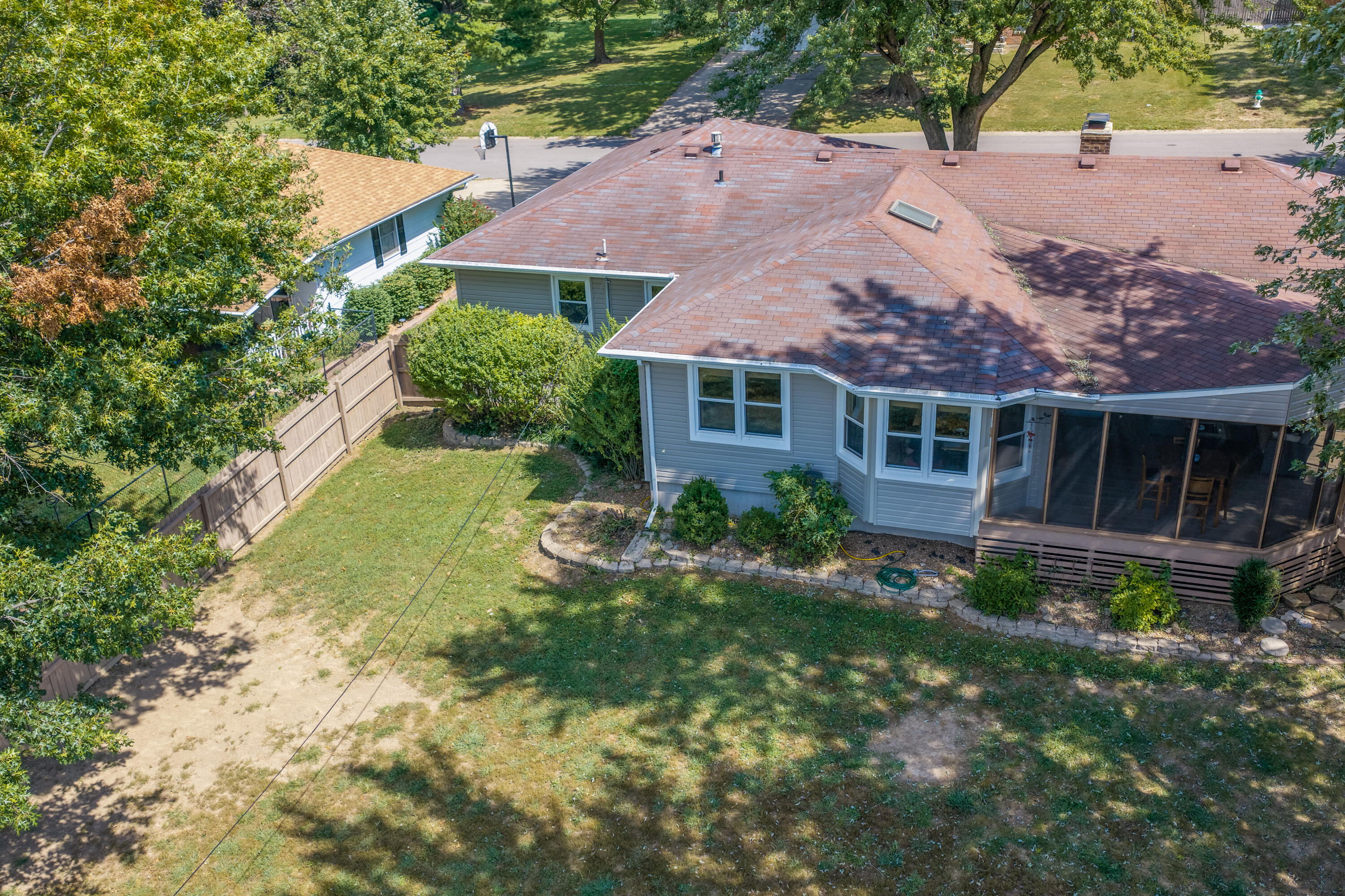 805 Mar Dr Property Photo 17