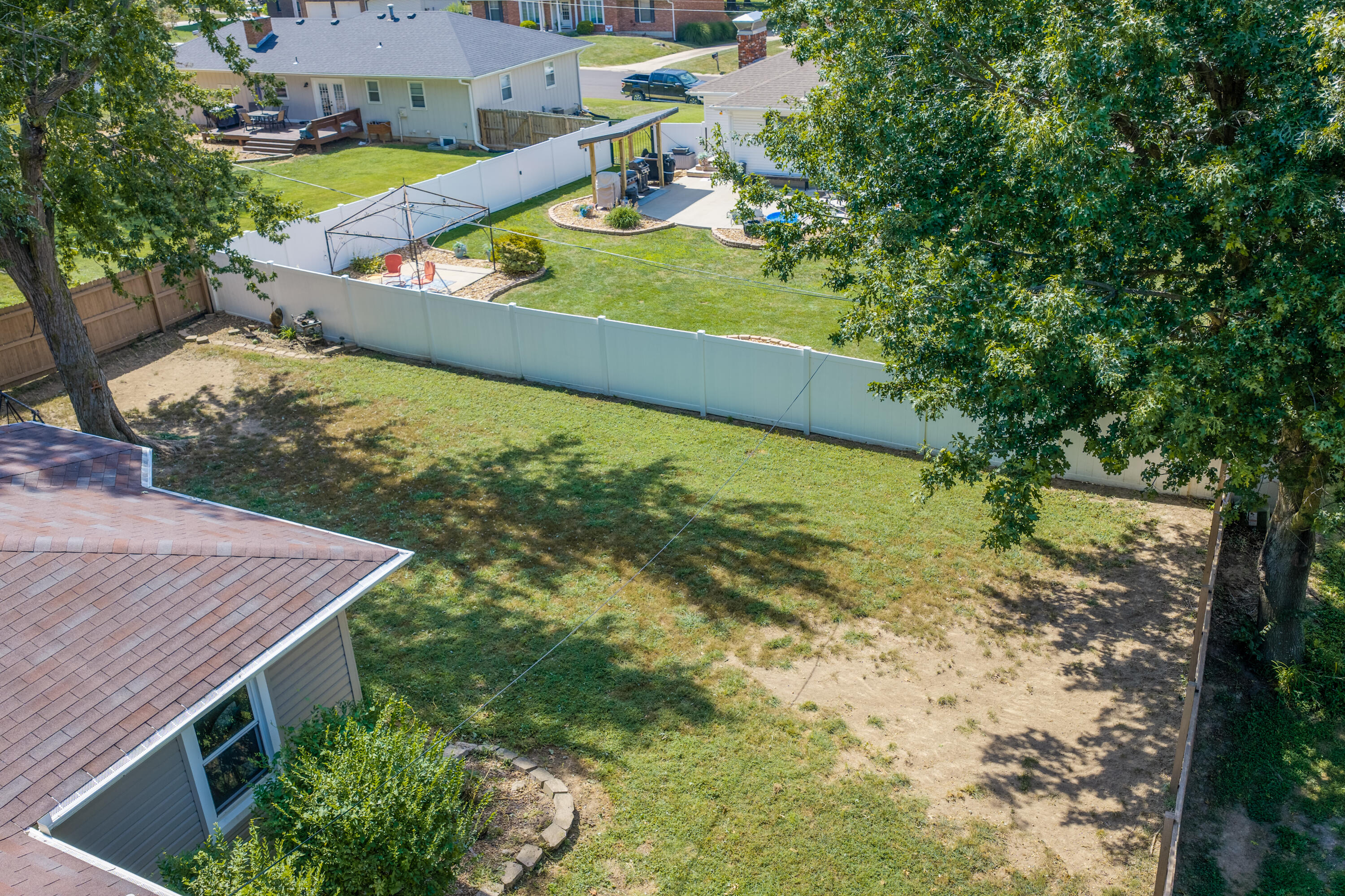 805 Mar Dr Property Photo 18