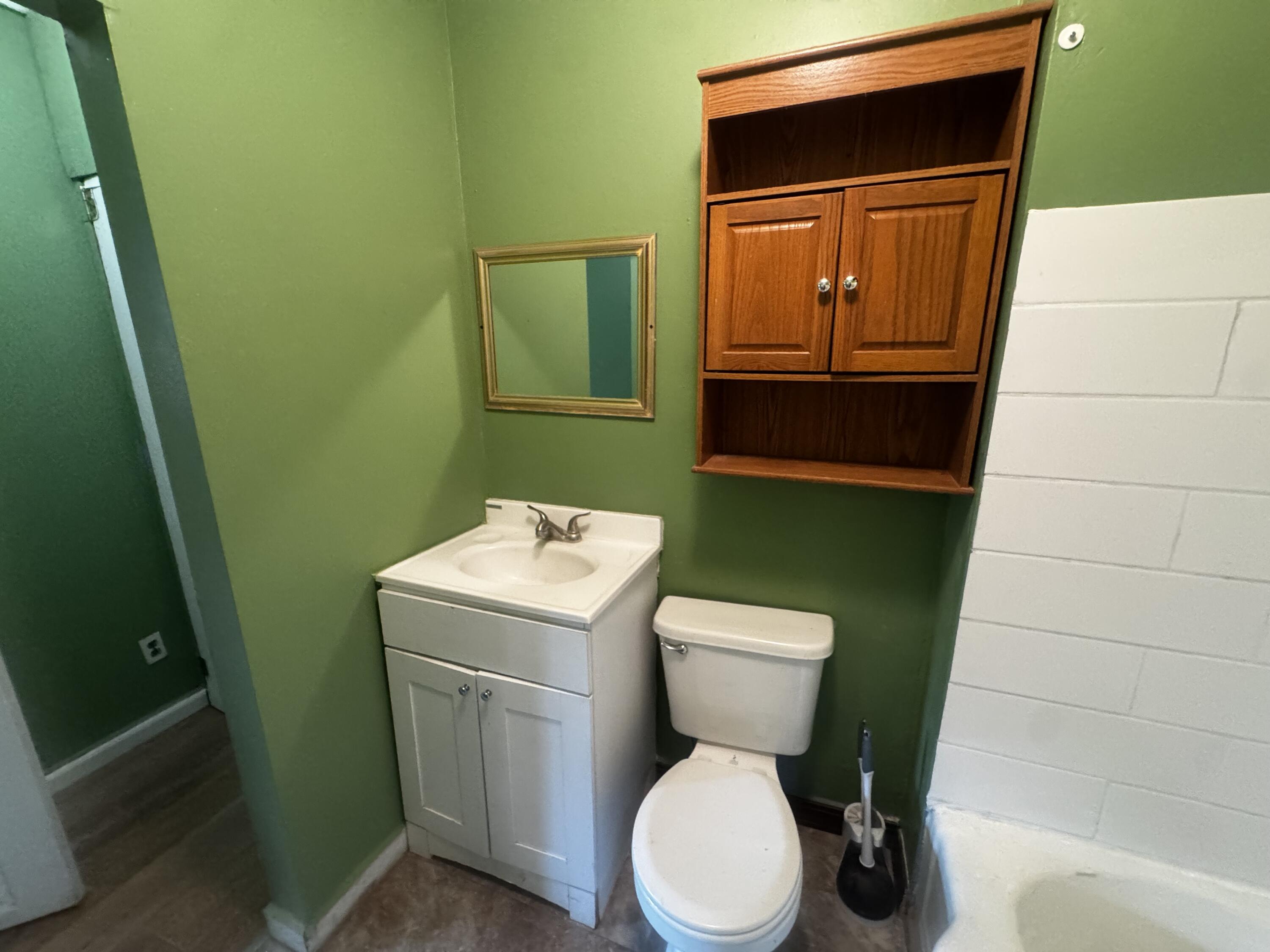 462 Carroll Ave Property Photo 22