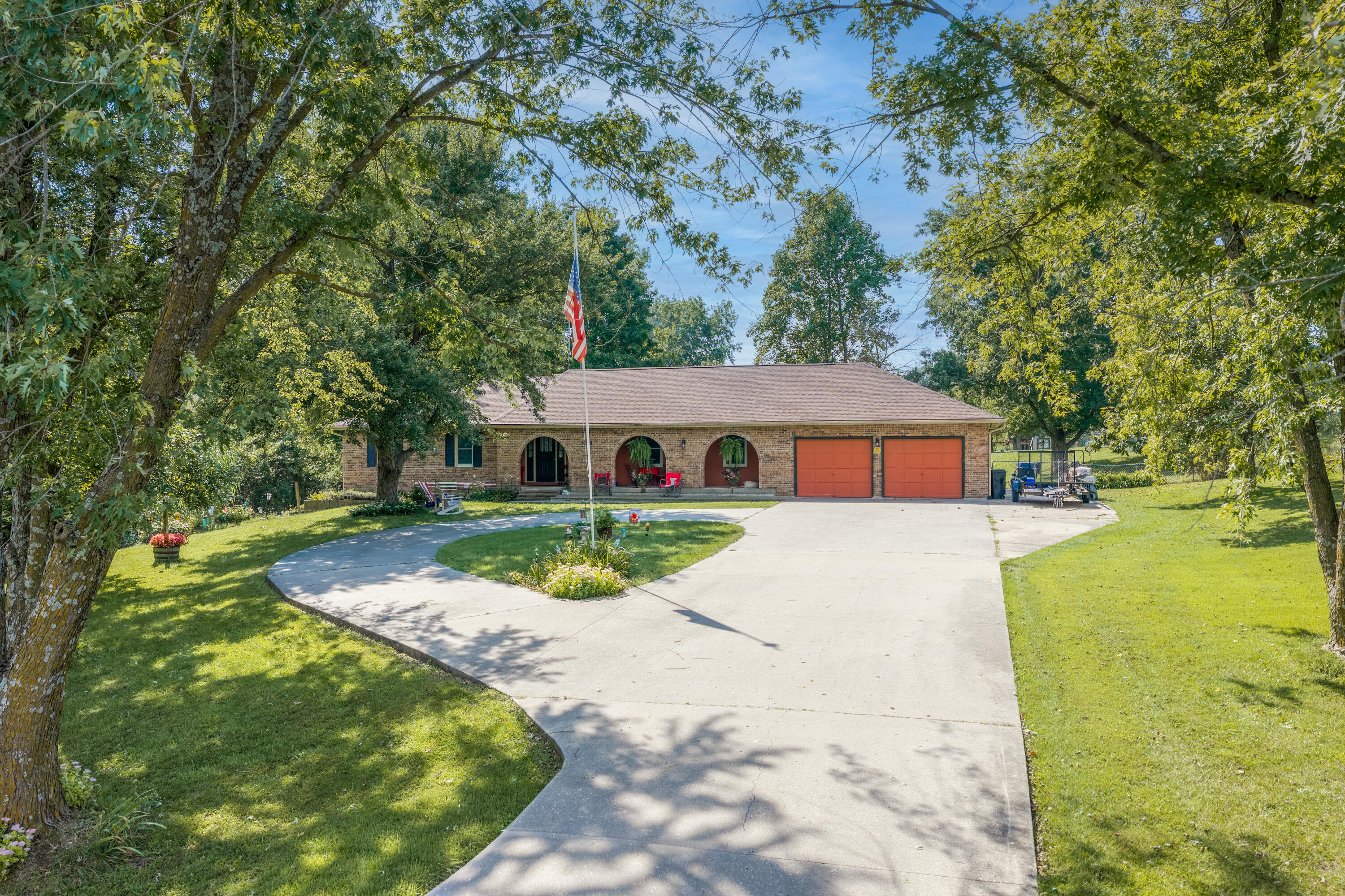 28876 Watermill Rd Property Photo 2