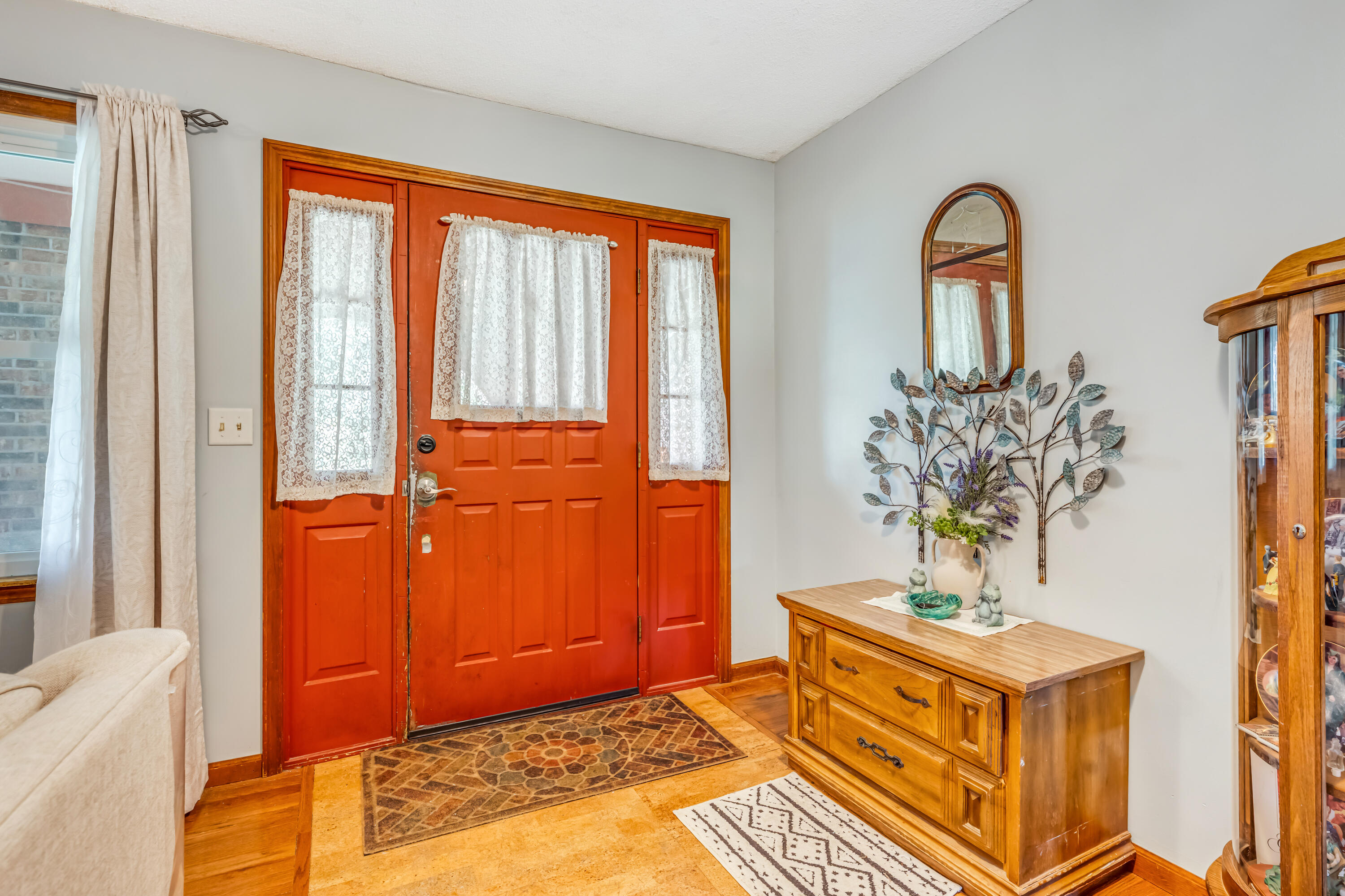 28876 Watermill Rd Property Photo 8