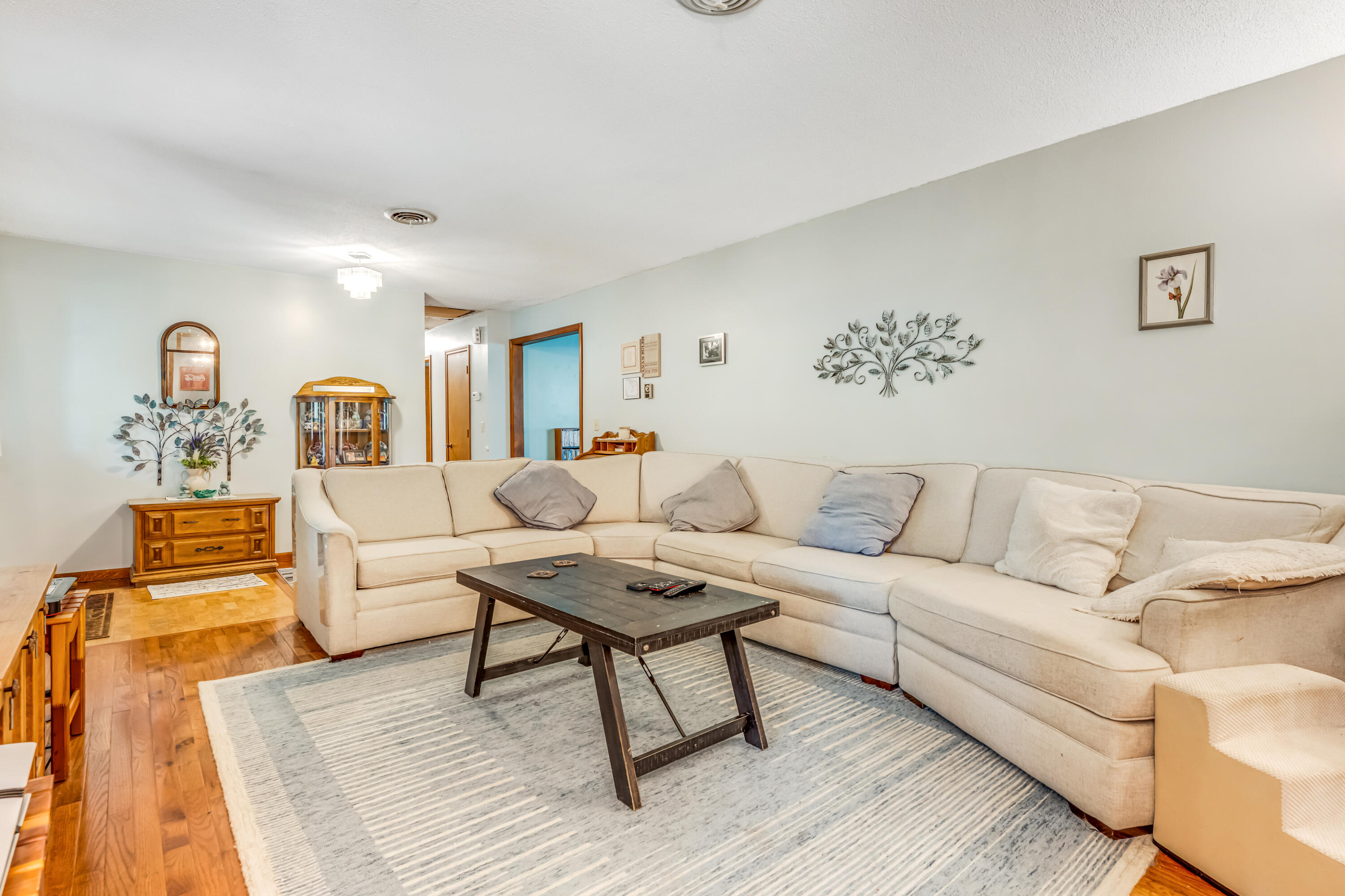 28876 Watermill Rd Property Photo 14
