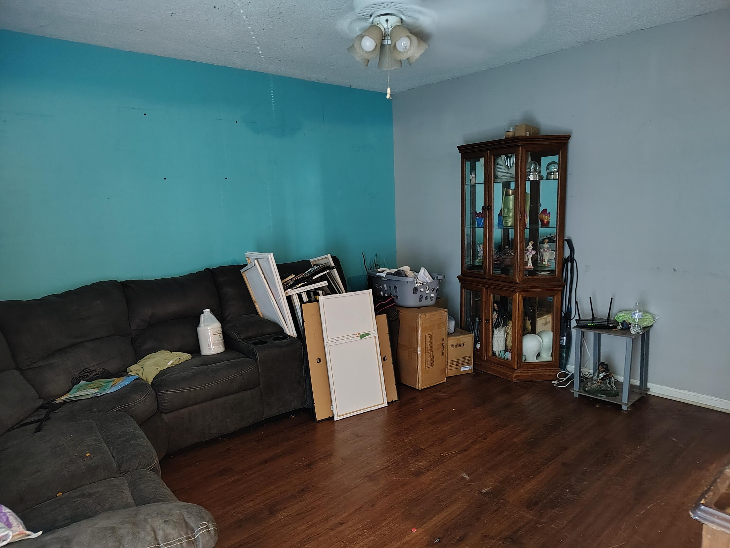 1414 Grant Ave Property Photo 2