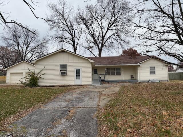513 South Dr Property Photo 3