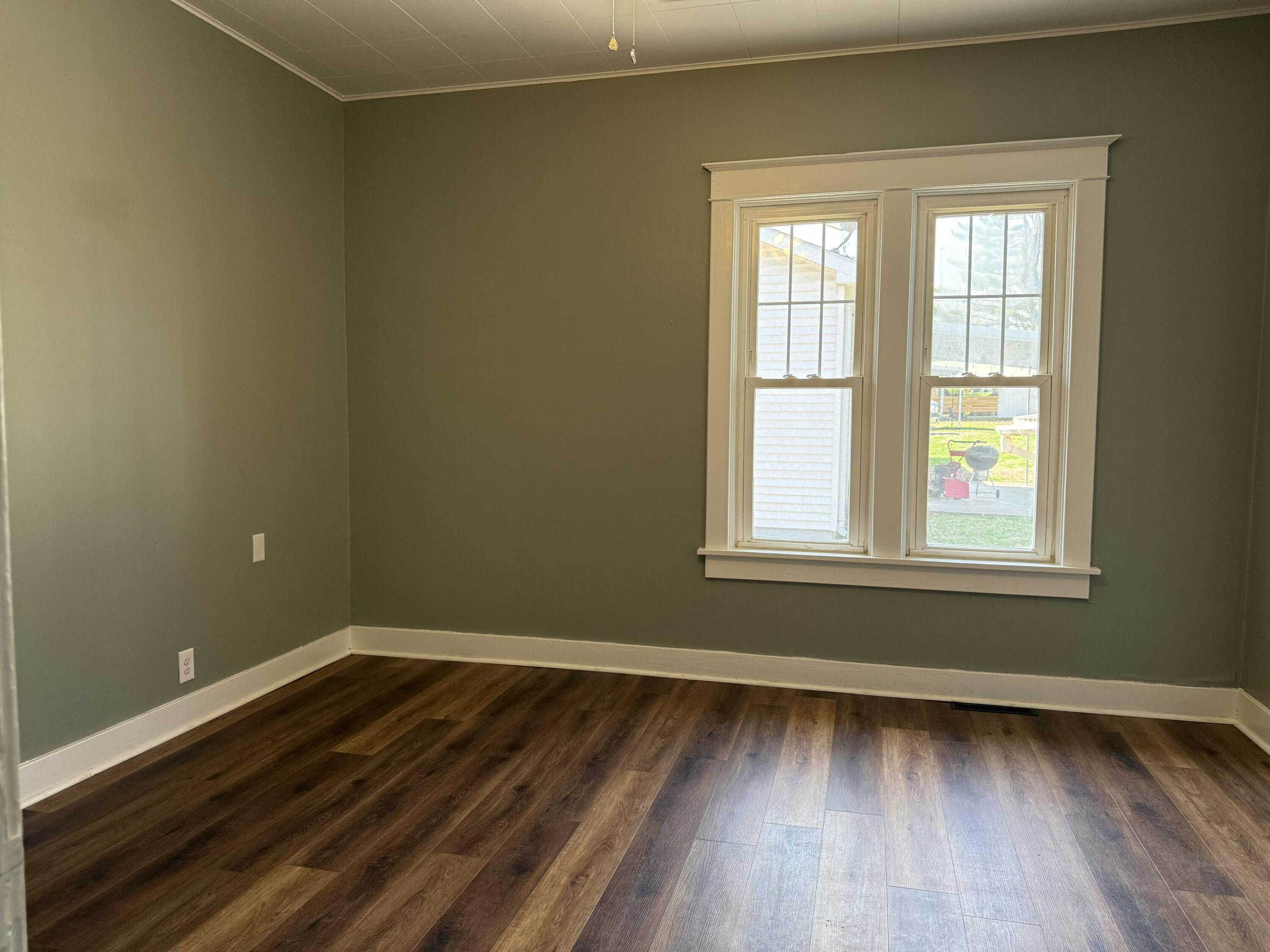 218 Dulaney St Property Photo 12